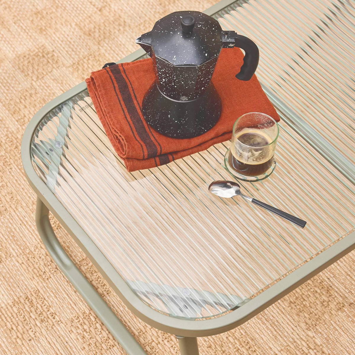 SWEEEK Salon de jardin NOTO acier, 4 places, un canapé, une table, deux fauteuils textilene