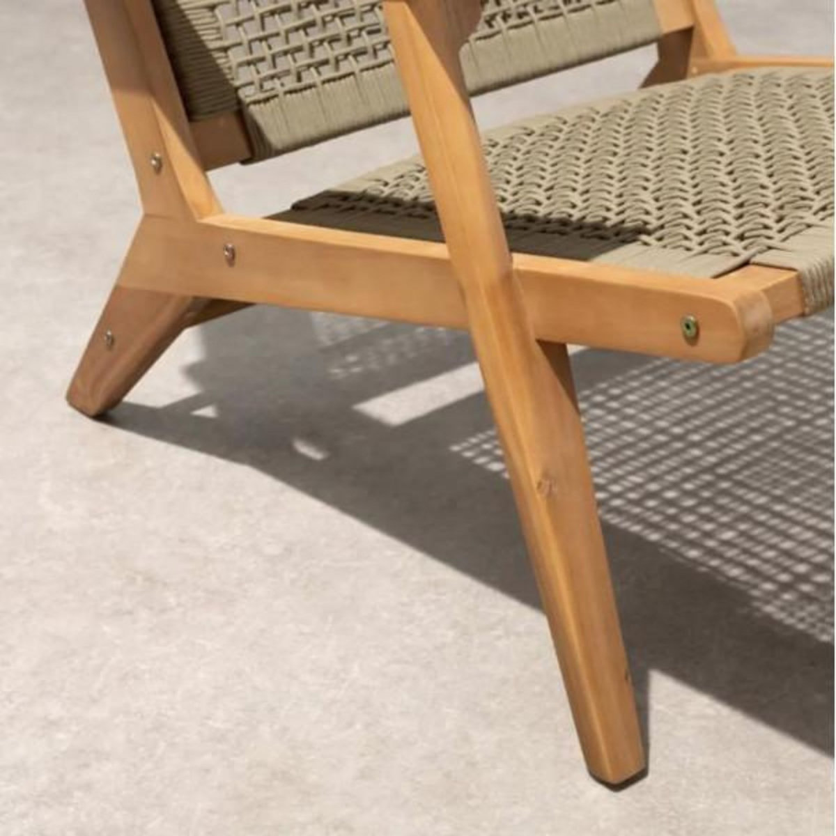 MARKET24 Transat Fauteuil de jardin bas en bois d'Acacia FSC et en corde - MERIDA - Vert olive
