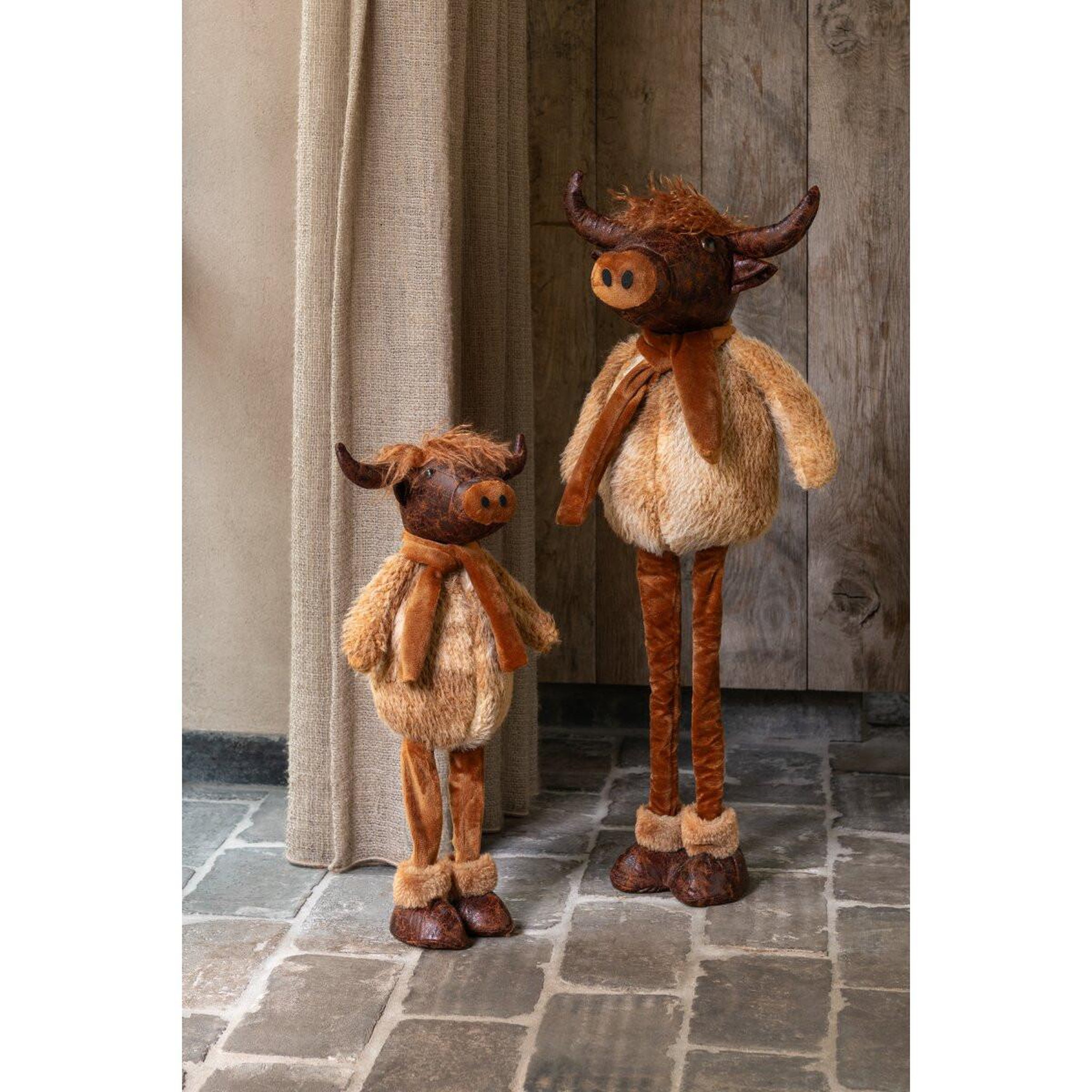 Voir la diapositive 5 : J-LINE Statue déco taureau  balthazar  68cm marron