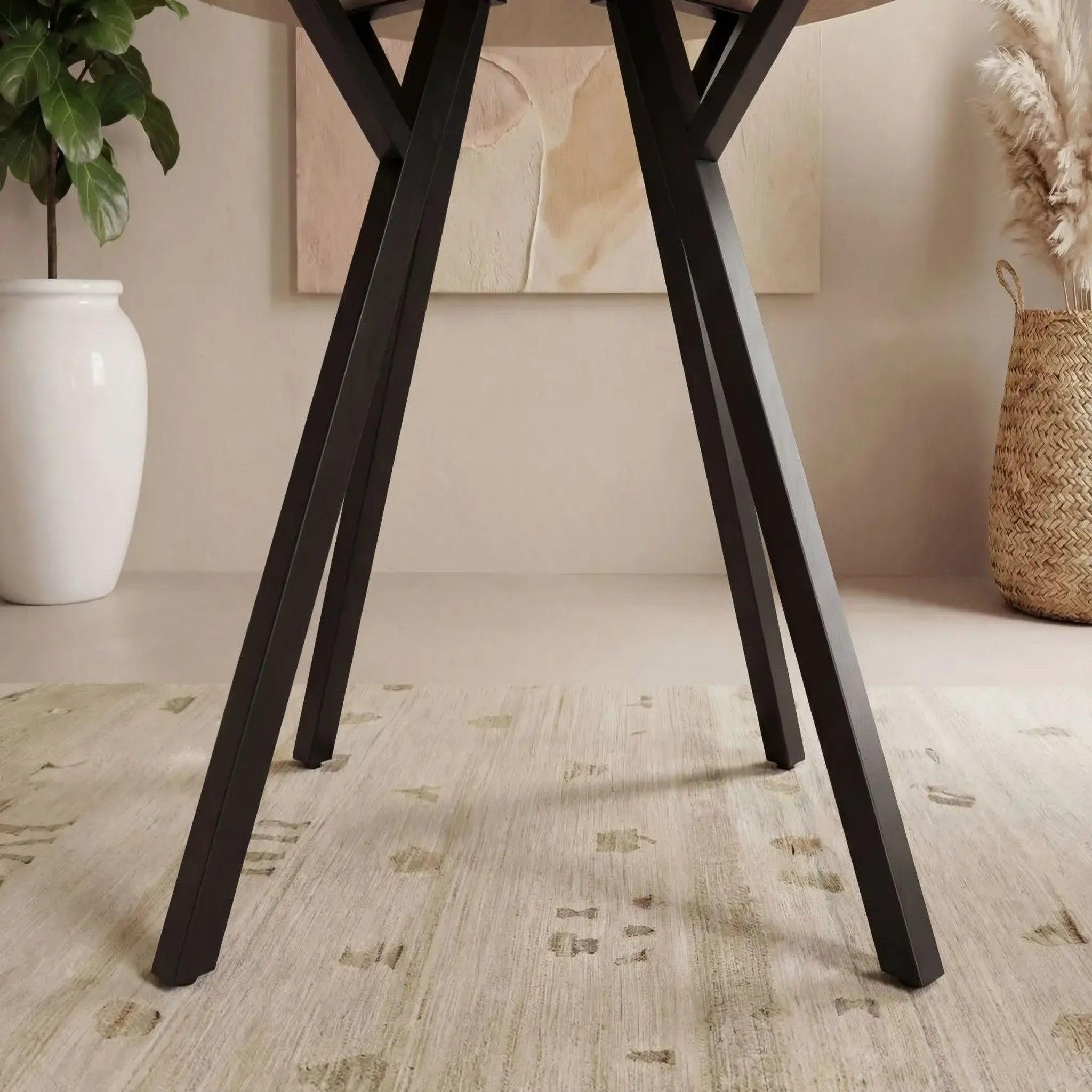 Voir la diapositive 6 : CASANOVA PARIS Iloa - table à manger ronde 120cmpieds en métal noir - chêne clair