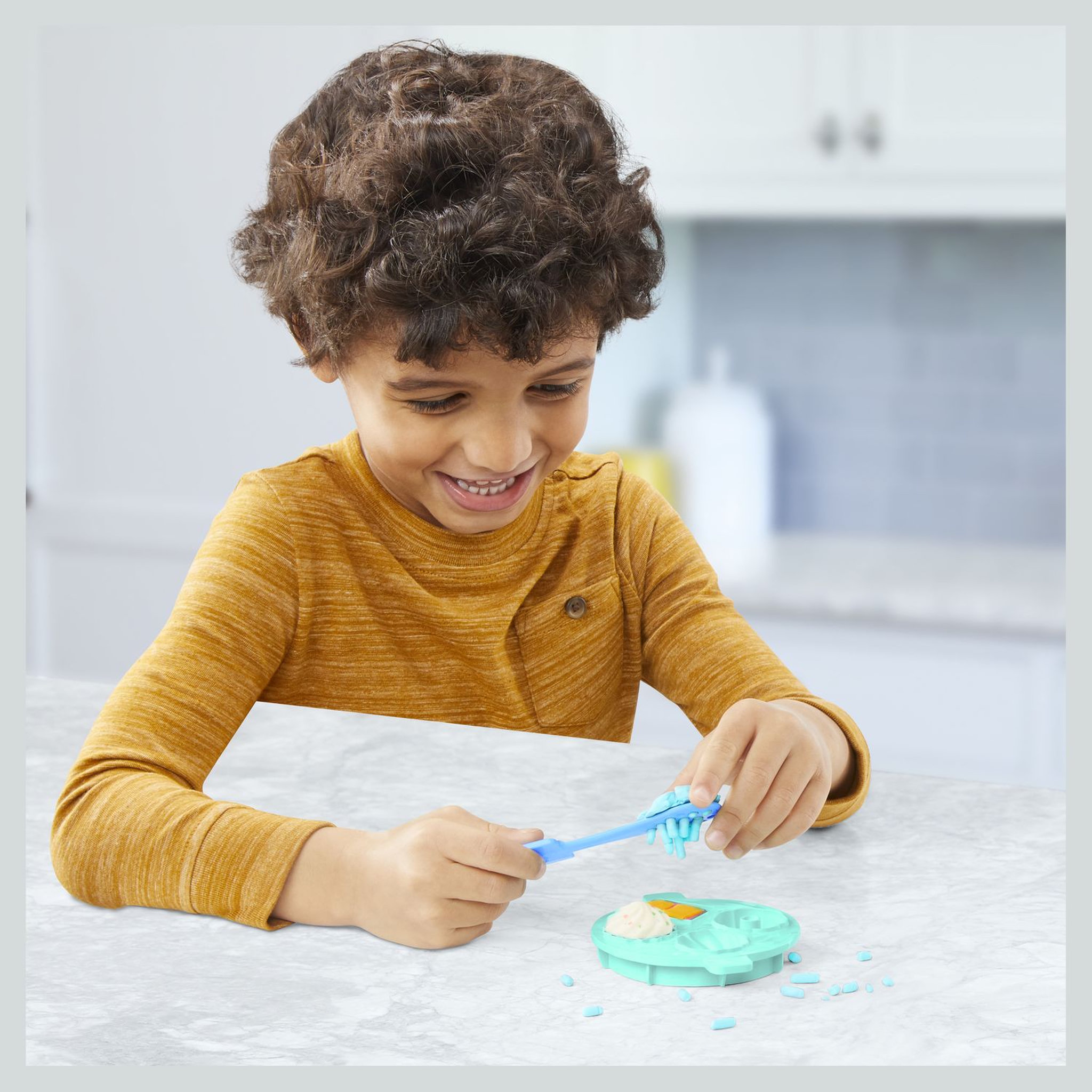 Voir la diapositive 4 : HASBRO Robot à Pâtisser Play-Doh