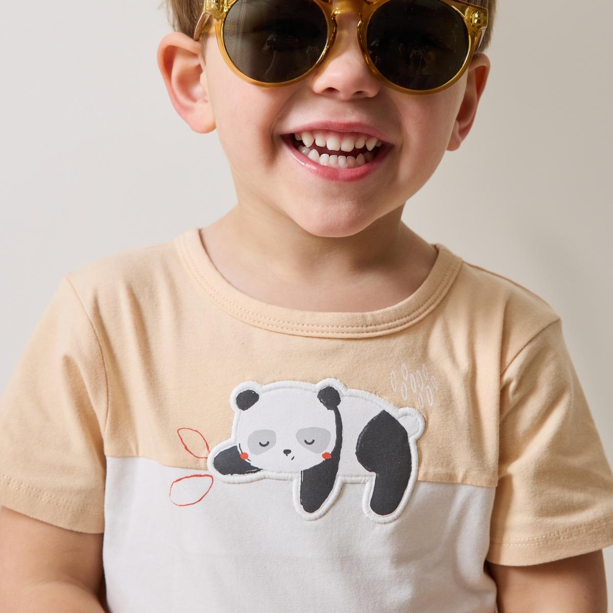 Voir la diapositive 5 : Petit Béguin Lot de 2 t-shirts enfant Bento