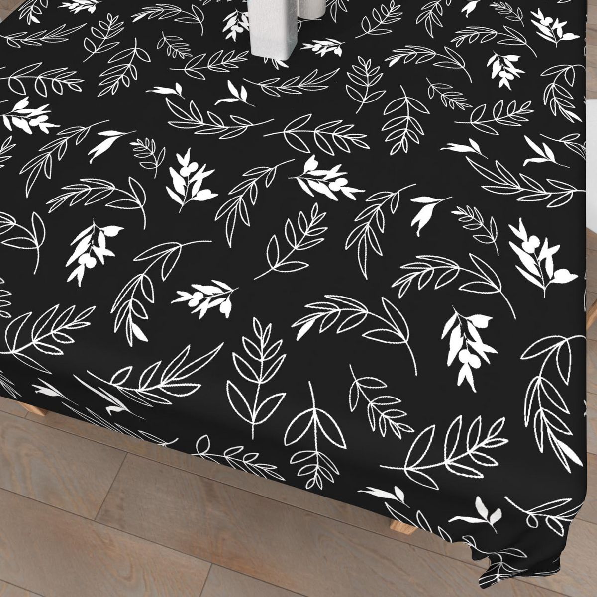 SOLEIL D'OCRE Nappe imprimée anti-tâches NEPTUNE, par Soleil d'Ocre