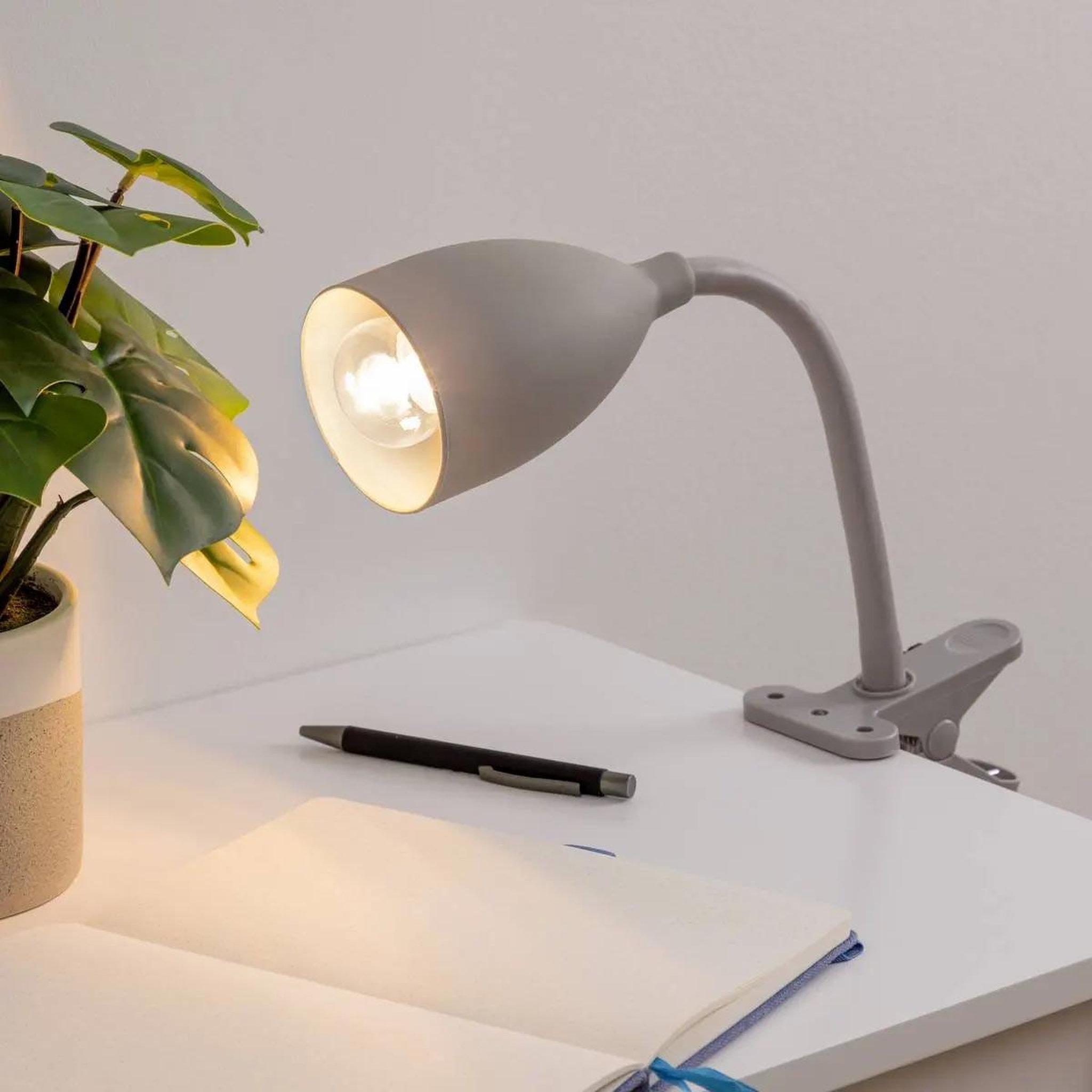 Voir la diapositive 3 : ATMOSPHERA Lampe pince design  sily  43cm gris