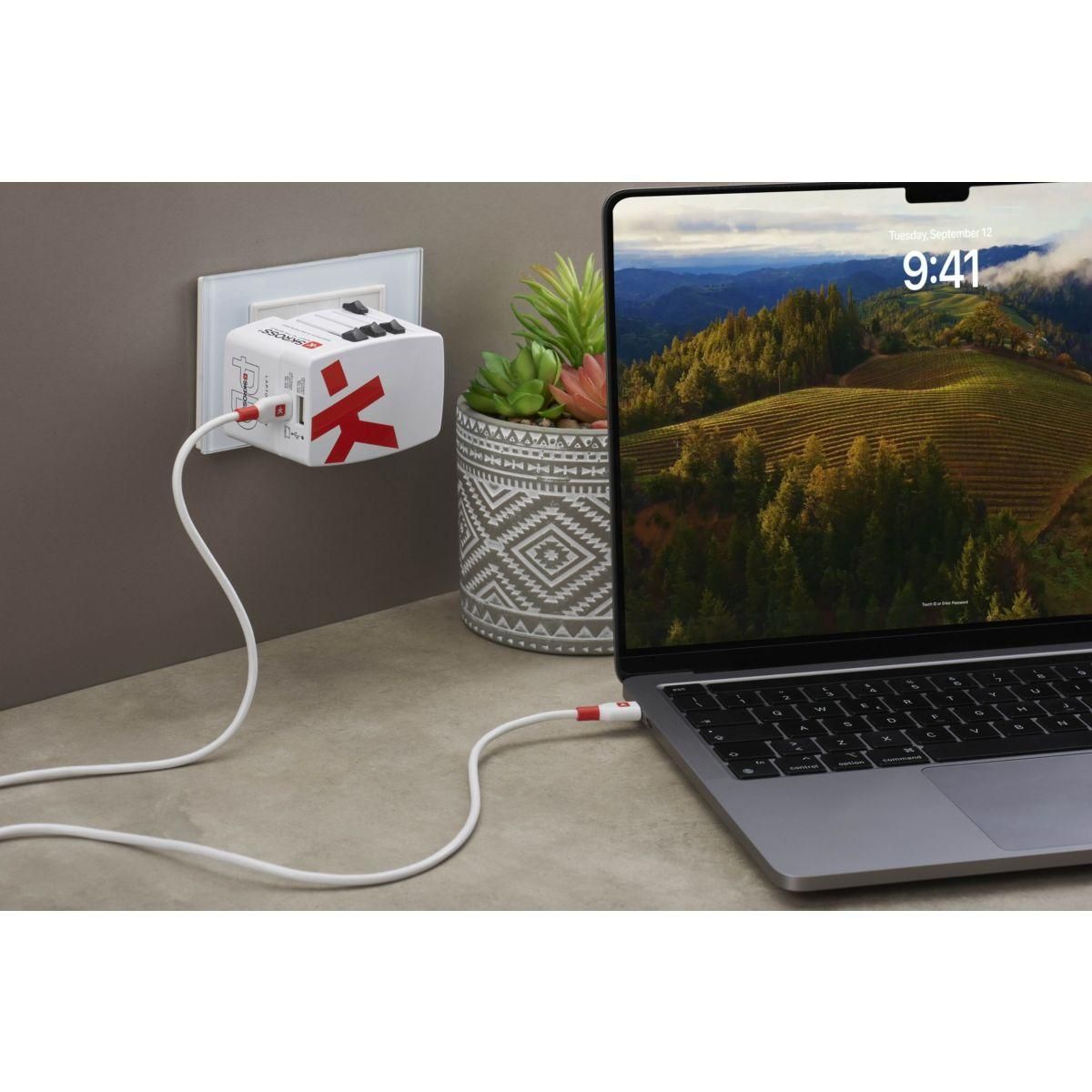 Skross Adaptateur de voyage chargeur monde 45 W + cable