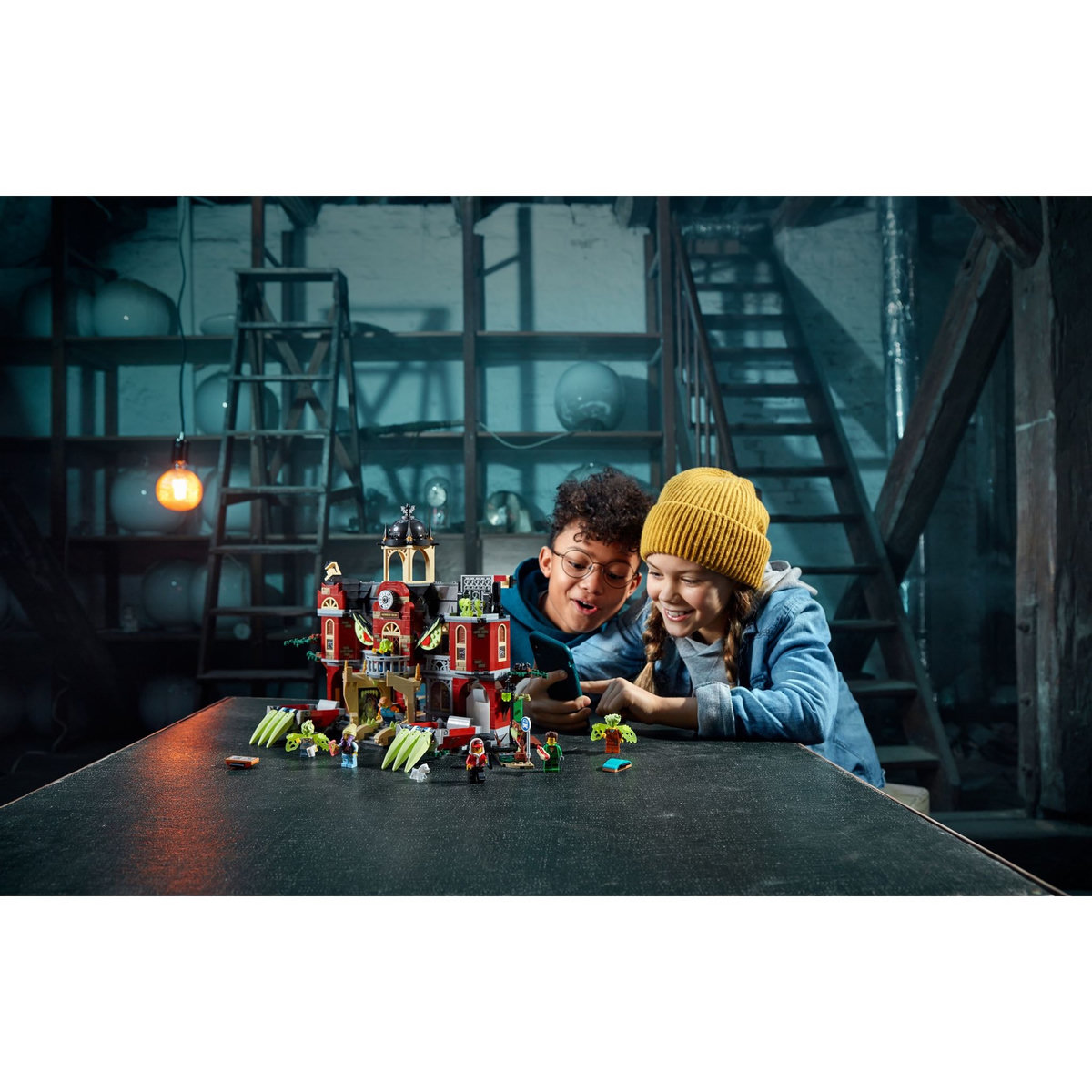 LEGO Hidden Side 70425 - L'école hantée de Newbury
