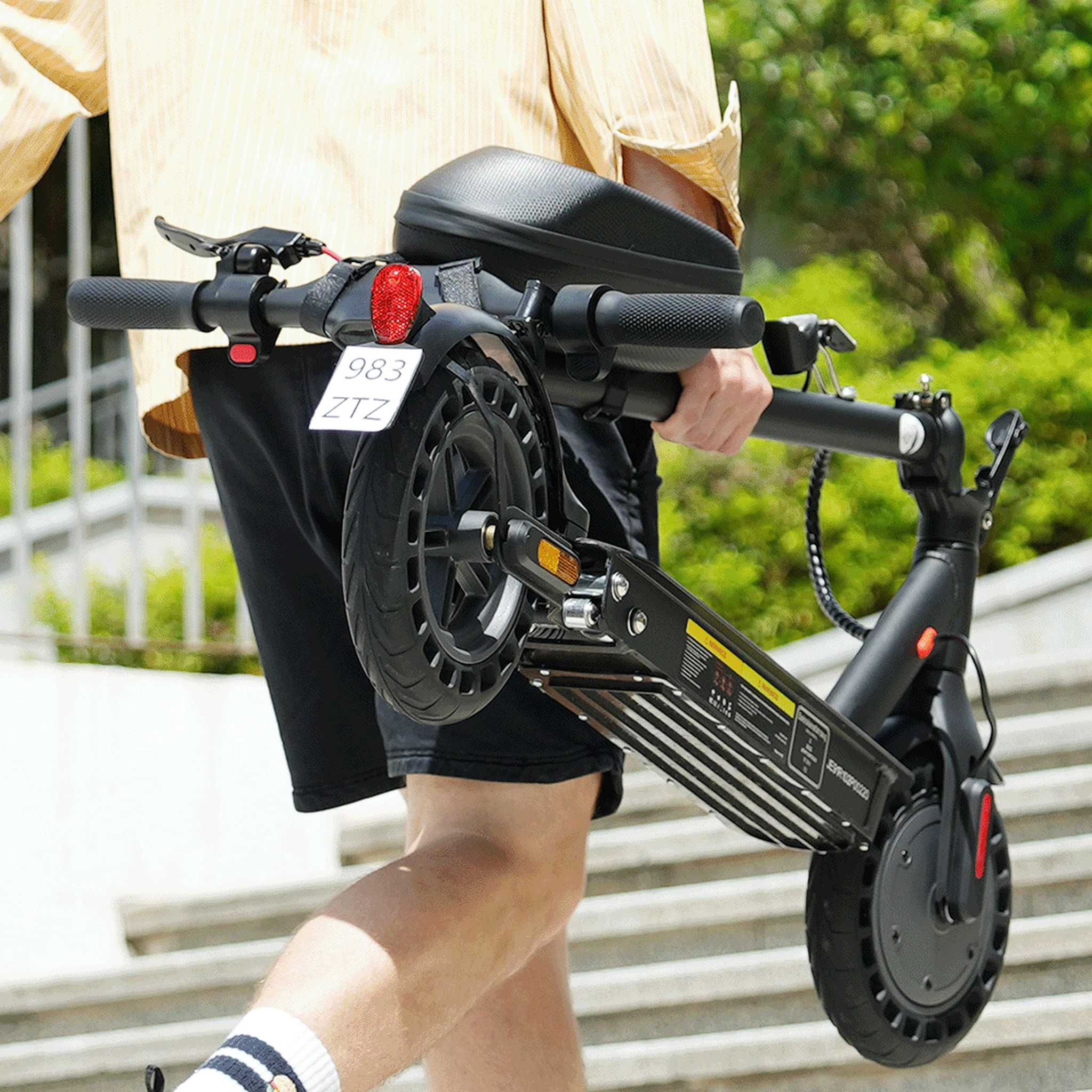 Voir la diapositive 5 : ISCOOTER Trottinette électrique E9T MAX, pneus alvéolés de 10 pouces, pliable pour les trajets quotidiens
