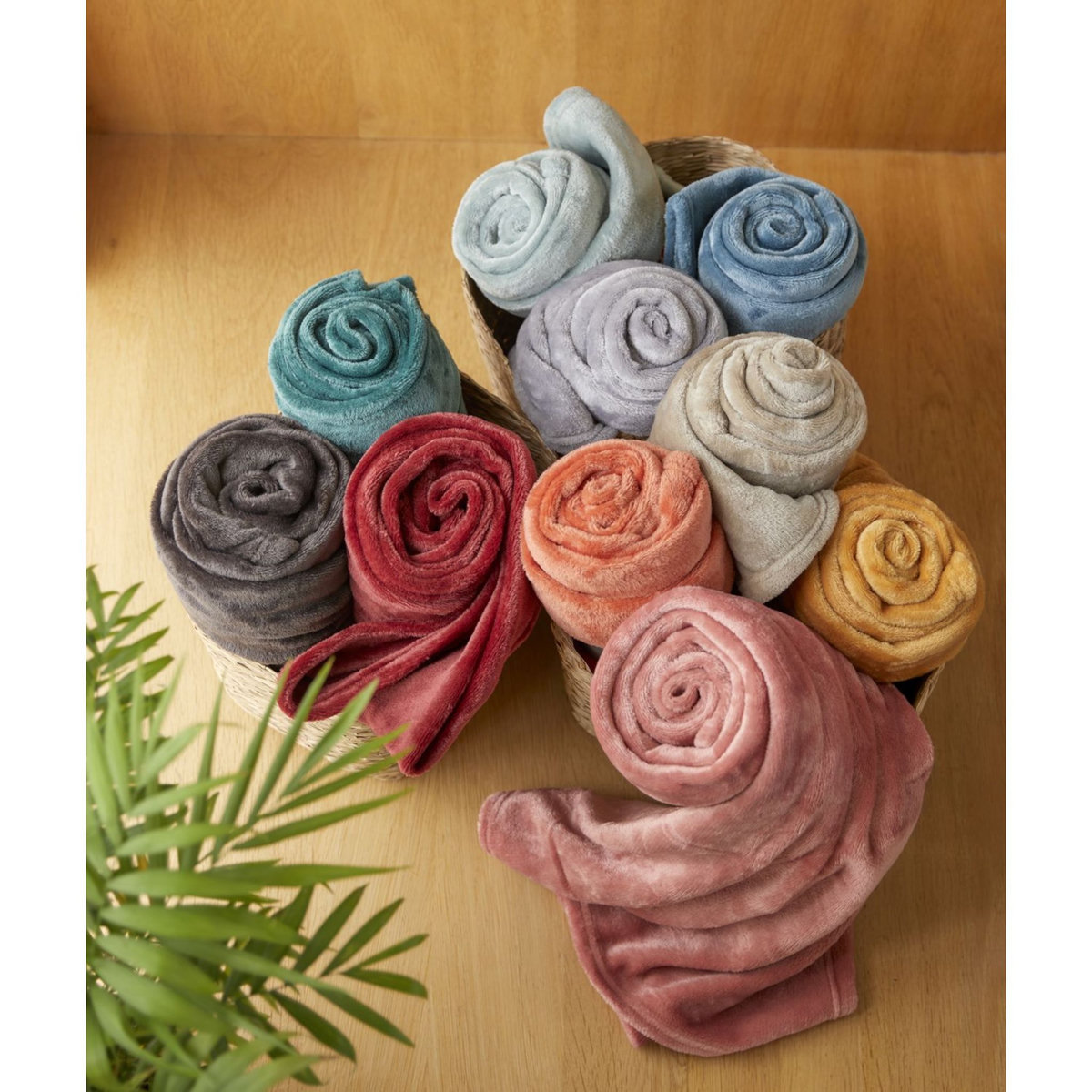 ACTUEL Plaid uni en polyester COLORAMA 