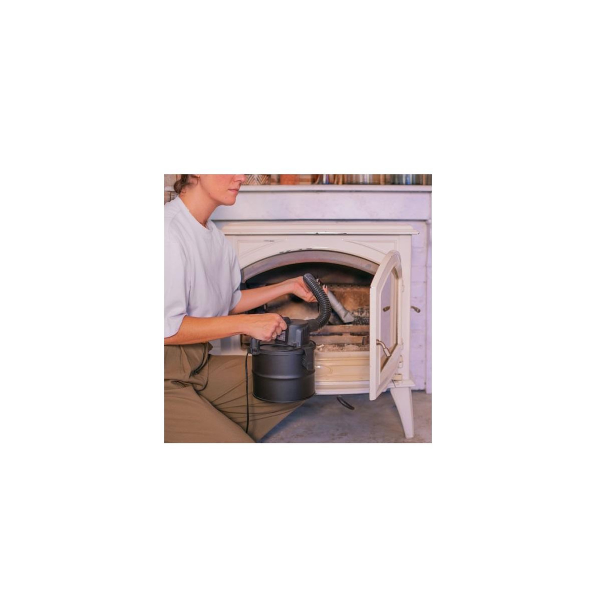 Voir la diapositive 2 : LIVOO Aspirateur à cendres et poussières 4l 600w - doh139