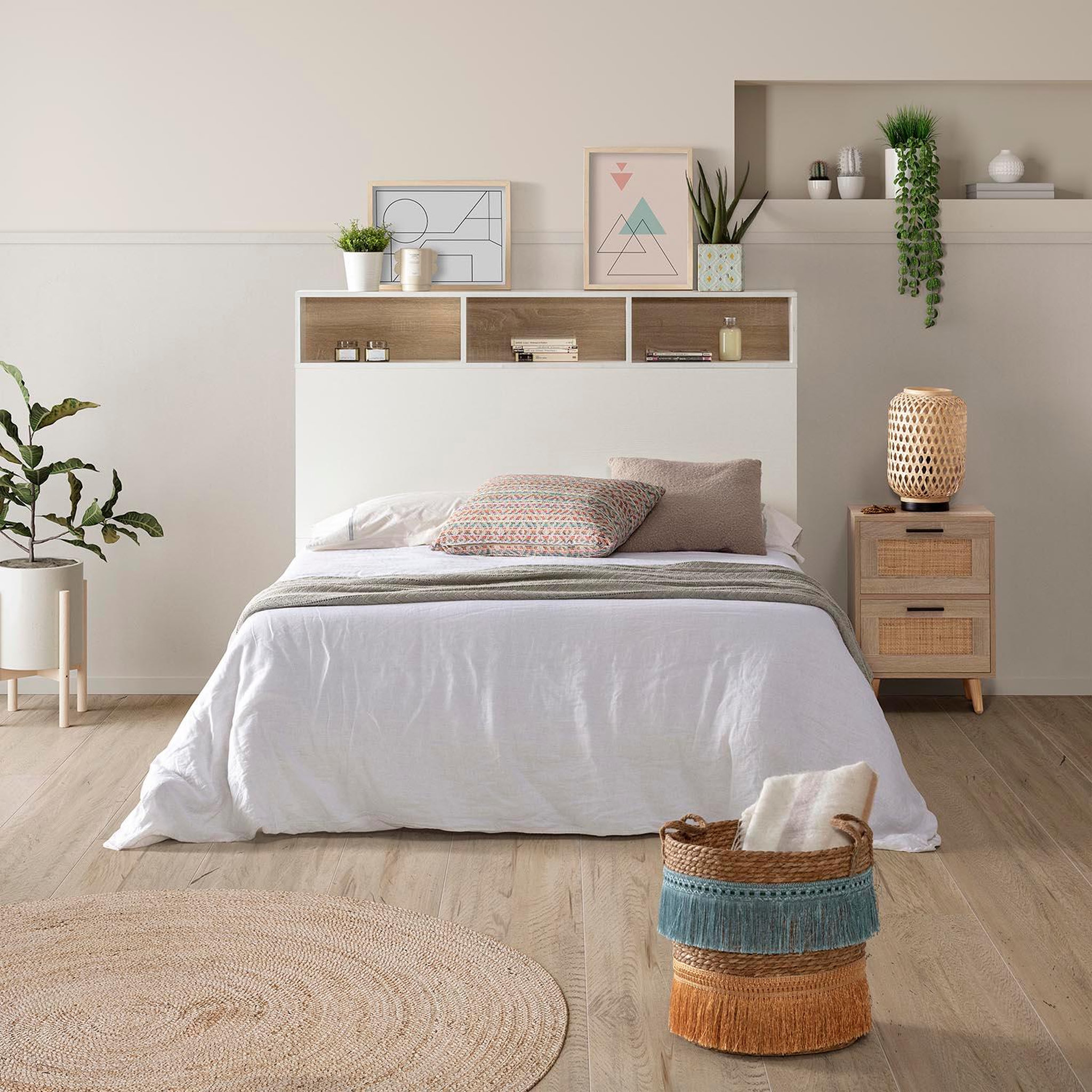 Voir la diapositive 2 : VS VENTA-STOCK Tête de lit Zeus 165 cm blanc, 2 portes 9 trous