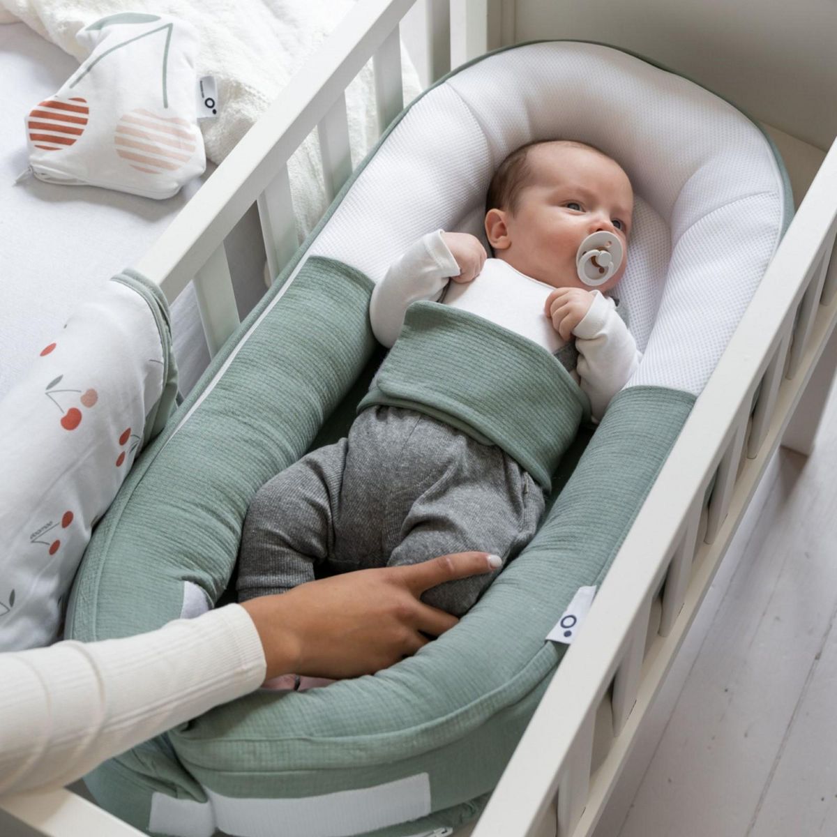 BABYMOOV Réducteur nouveau-né Cocoon Tetra Green doomoo - évolutif et respirant