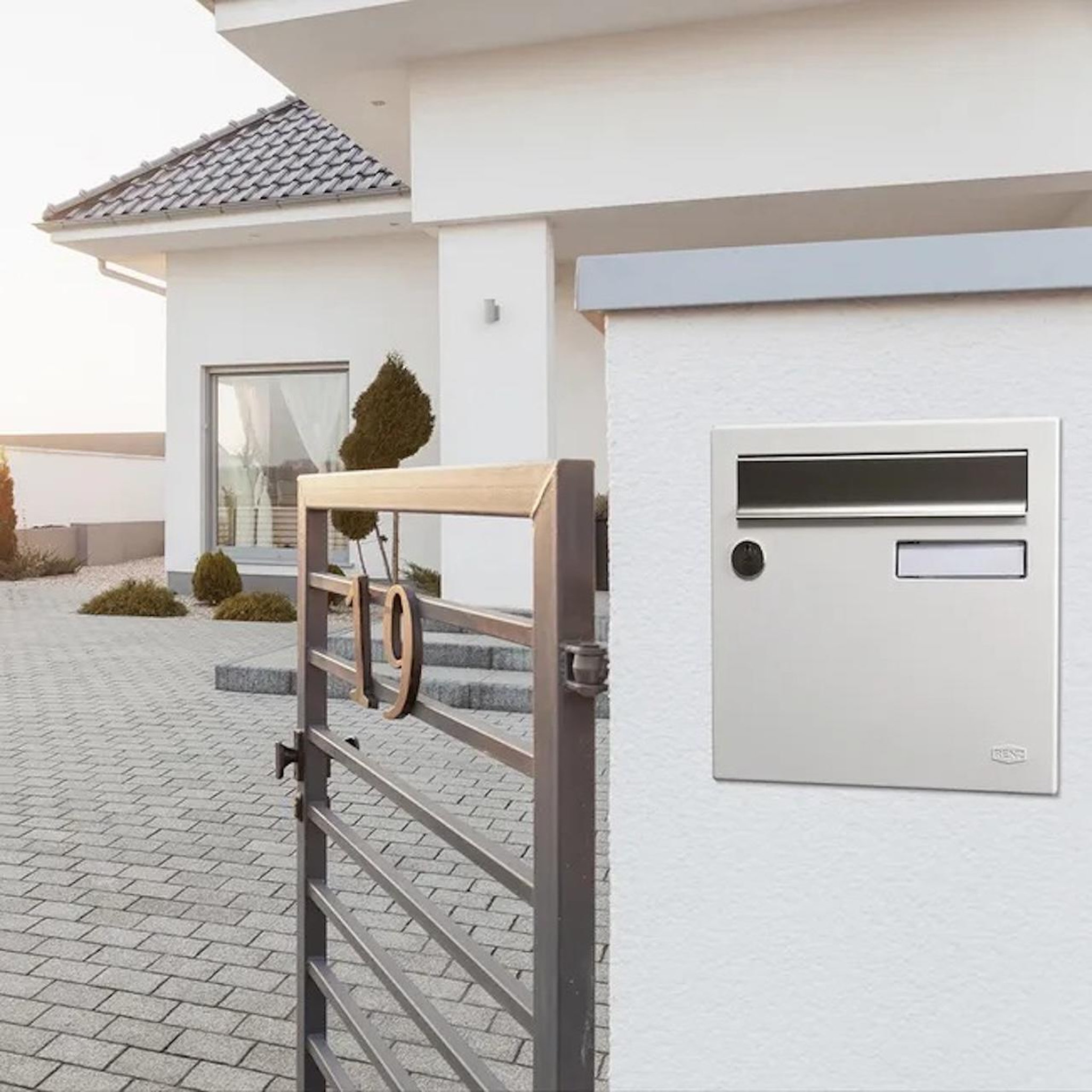 RENZ Boîte aux lettres - 1 porte extérieur - Allure - acier blanc mat