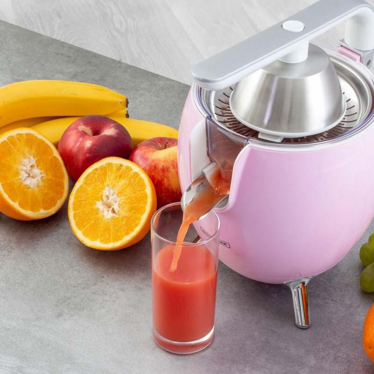 KITCHENCOOK Kitchencook - Presse Agrume électrique  550ml - 2 Cônes De Pressages - Bras Articulé - Bec Verseur - Filtre Acier Inoxydable