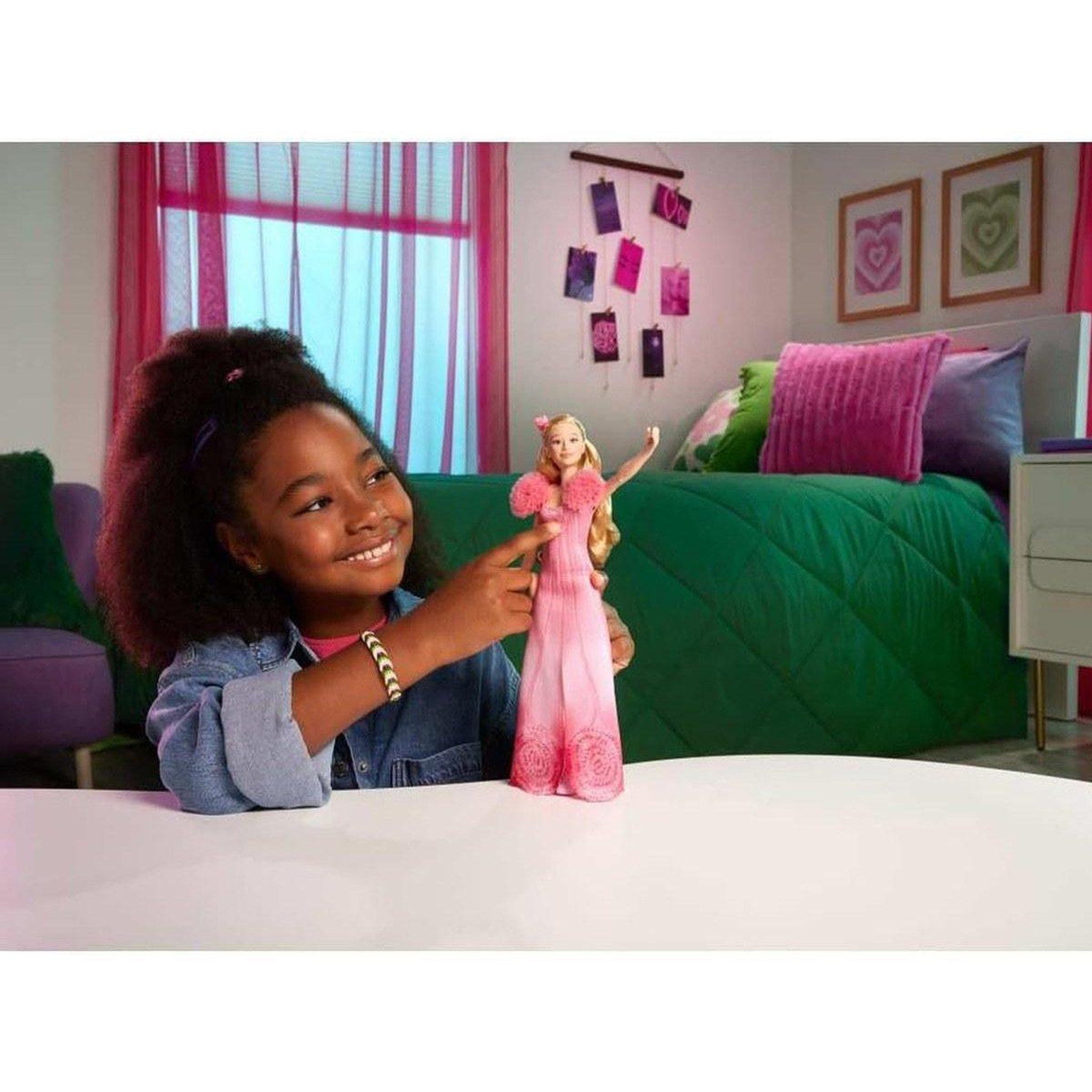 Voir la diapositive 2 : MATTEL Poupée  Wicked chantante - Glinda