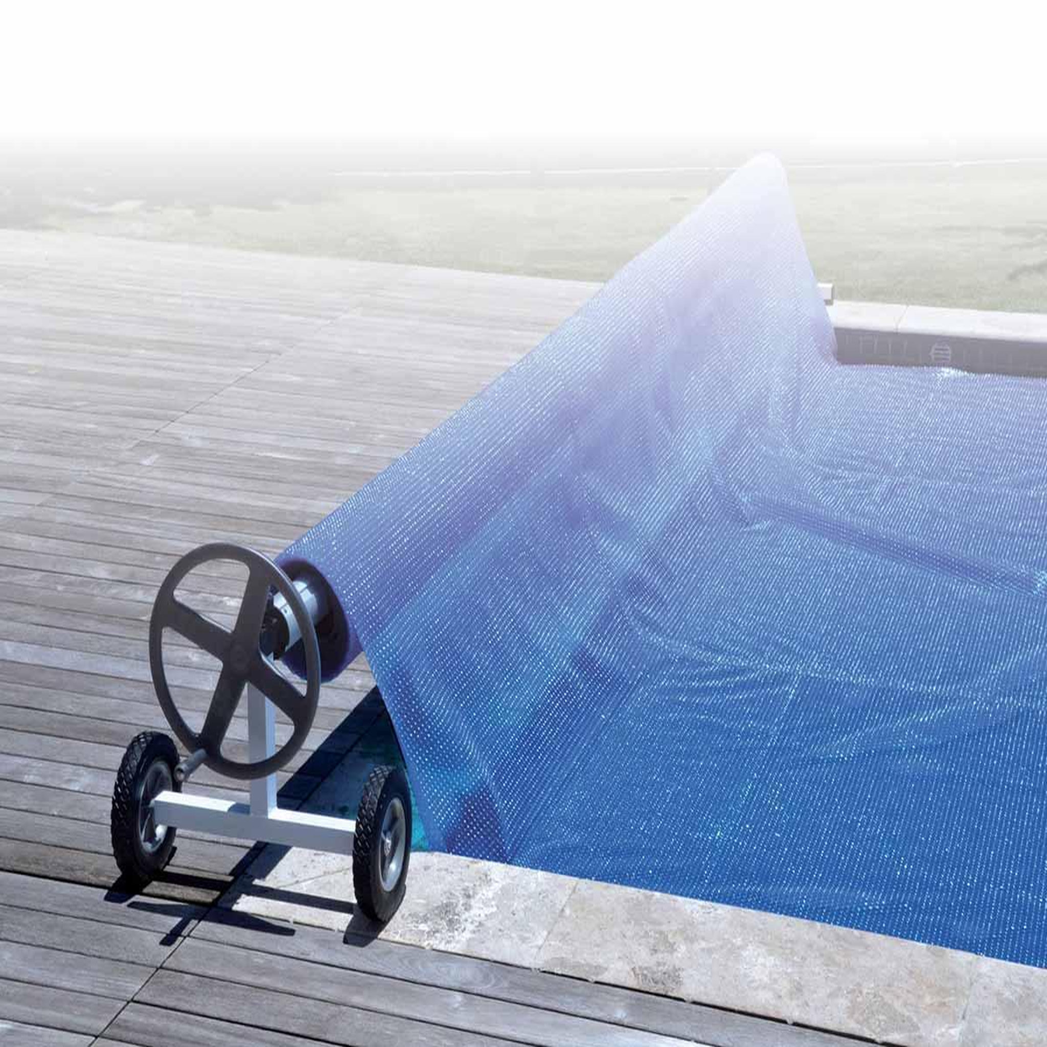 Voir la diapositive 2 : Kokido Enrouleur de bâche kalu pour piscine enterrée - kokido