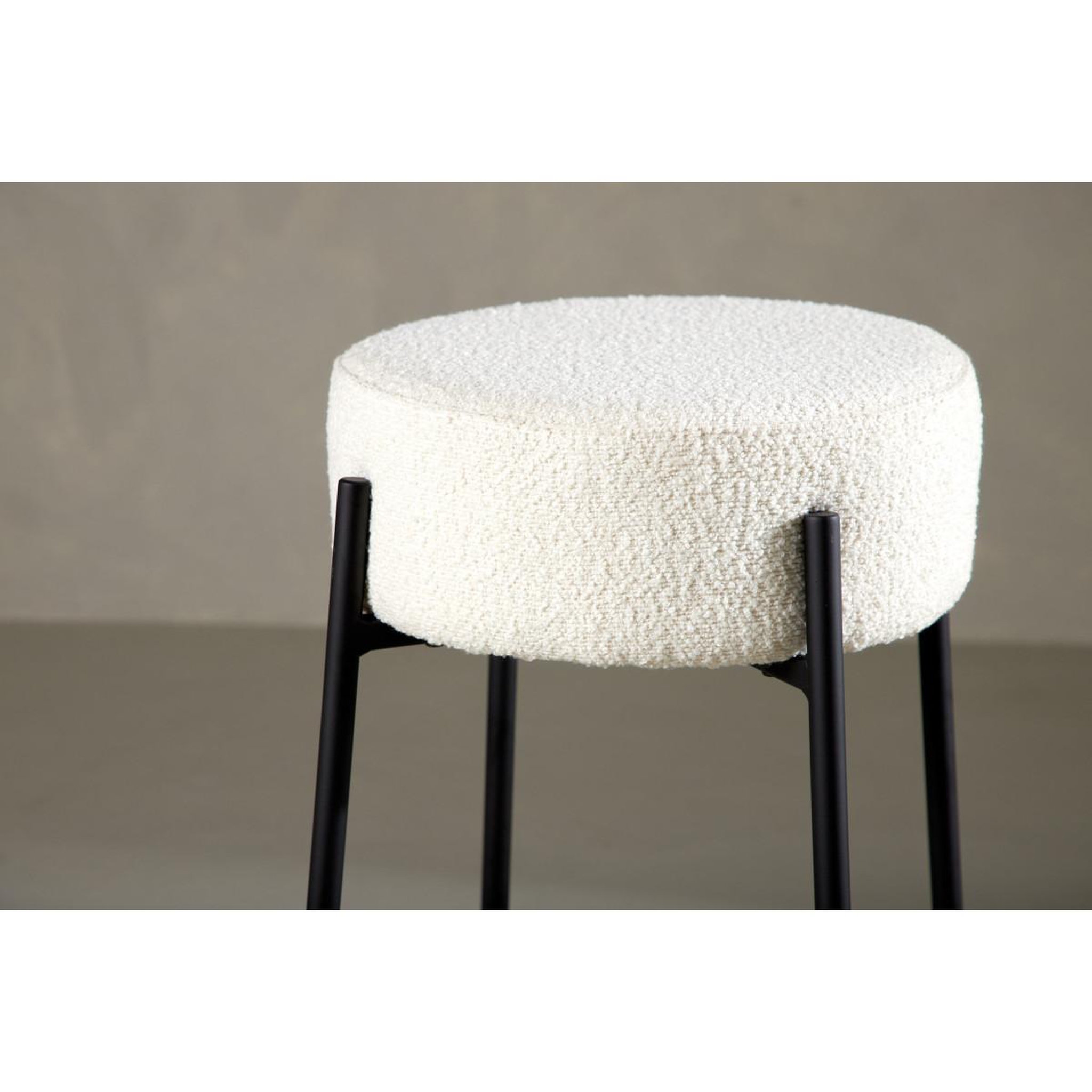 Voir la diapositive 6 : Paris Prix Tabouret de bar bouclette  tucson  60cm blanc