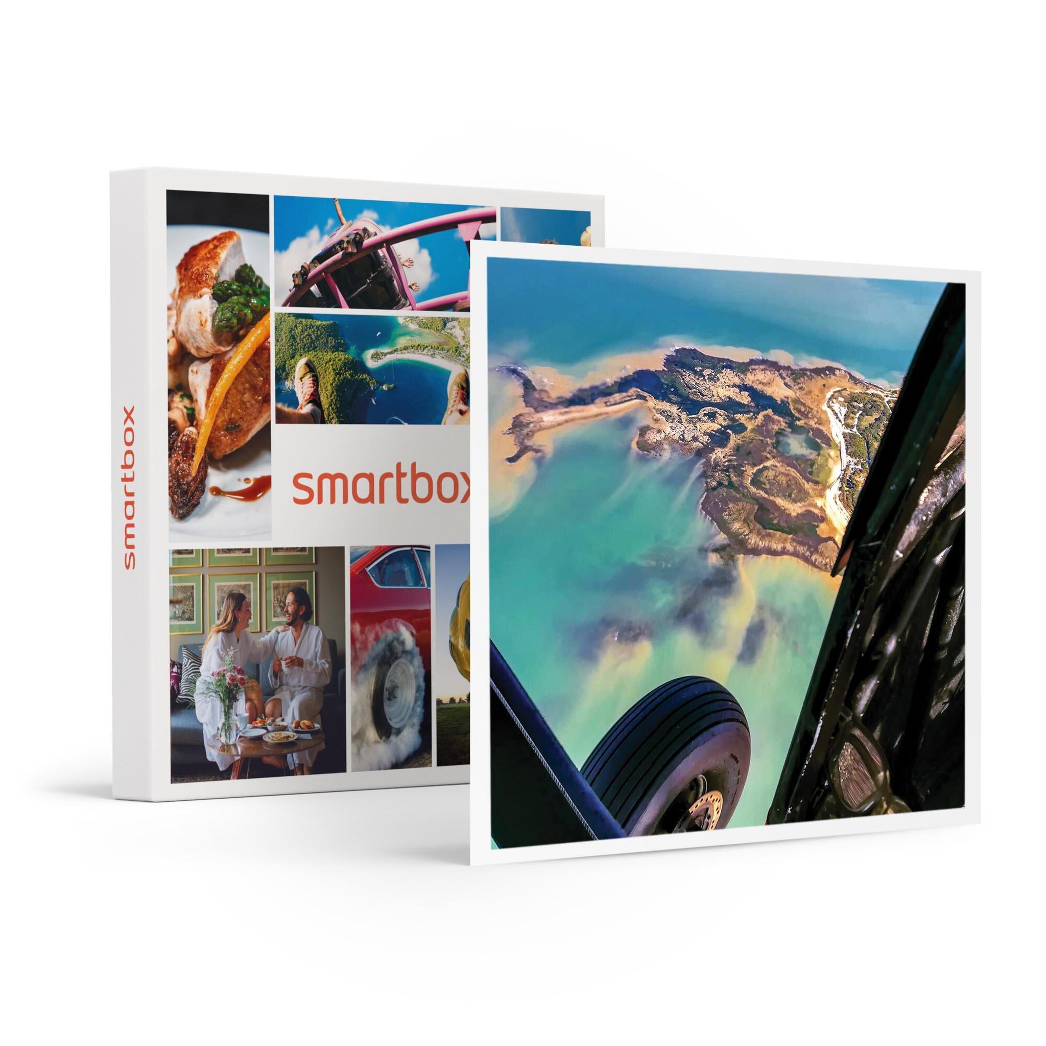 Voir la diapositive 1 : Smartbox Vol d'1h en ULM multiaxe au-dessus du fort Boyard et de l'île d'Oléron pour 1 personne - Coffret Cadeau Sport & Aventure