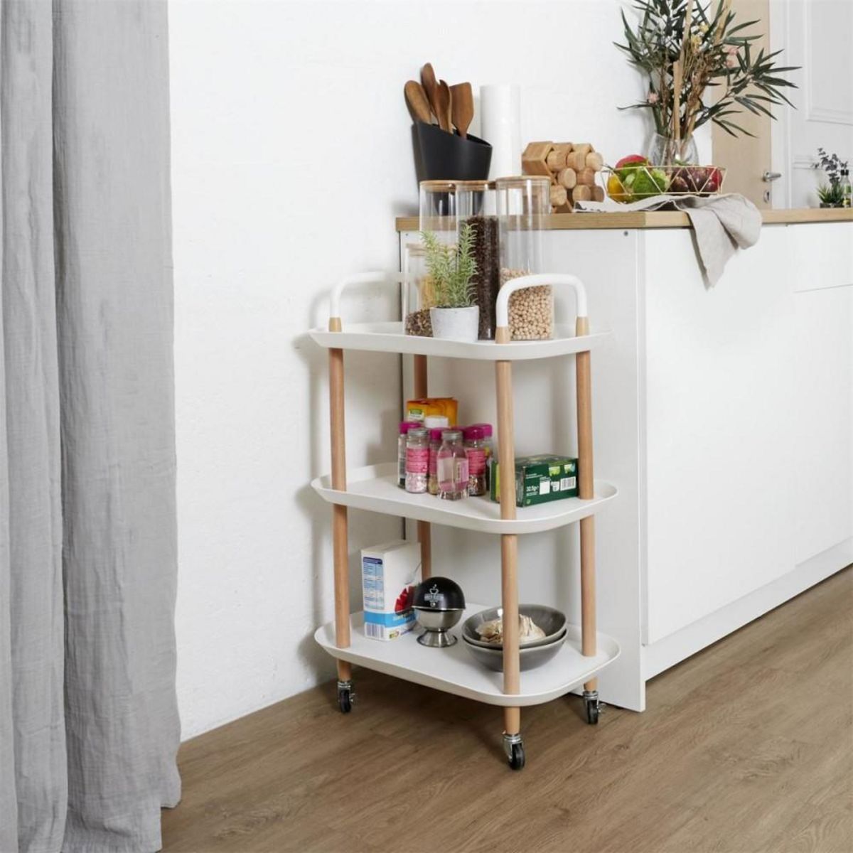 The Home Deco Factory Desserte à roulettes 3 plateaux blanche