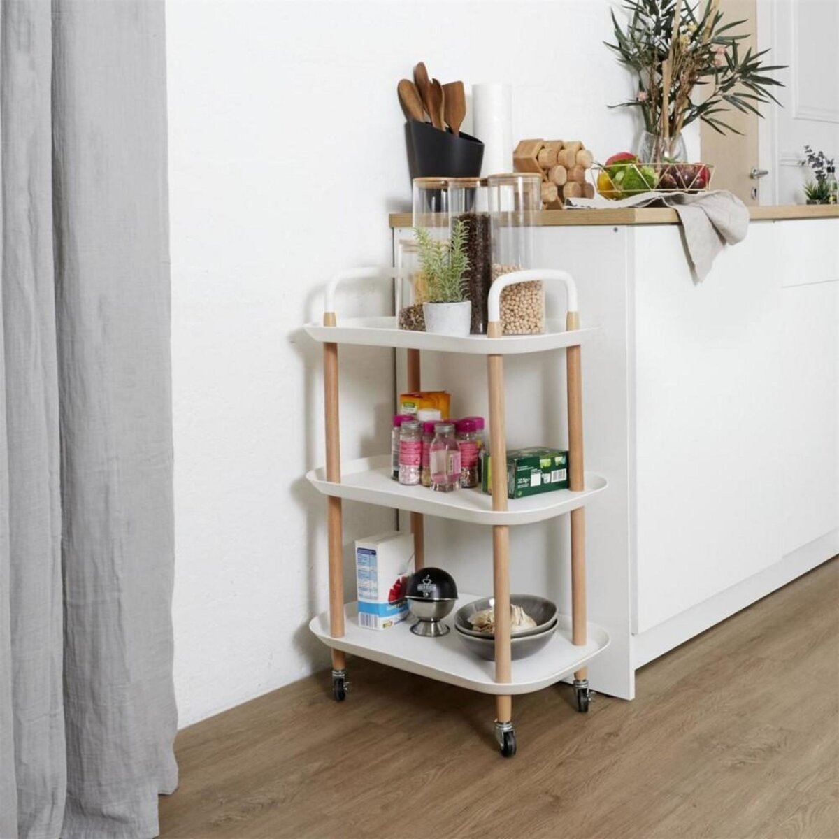 The Home Deco Factory Desserte à roulettes 3 plateaux blanche