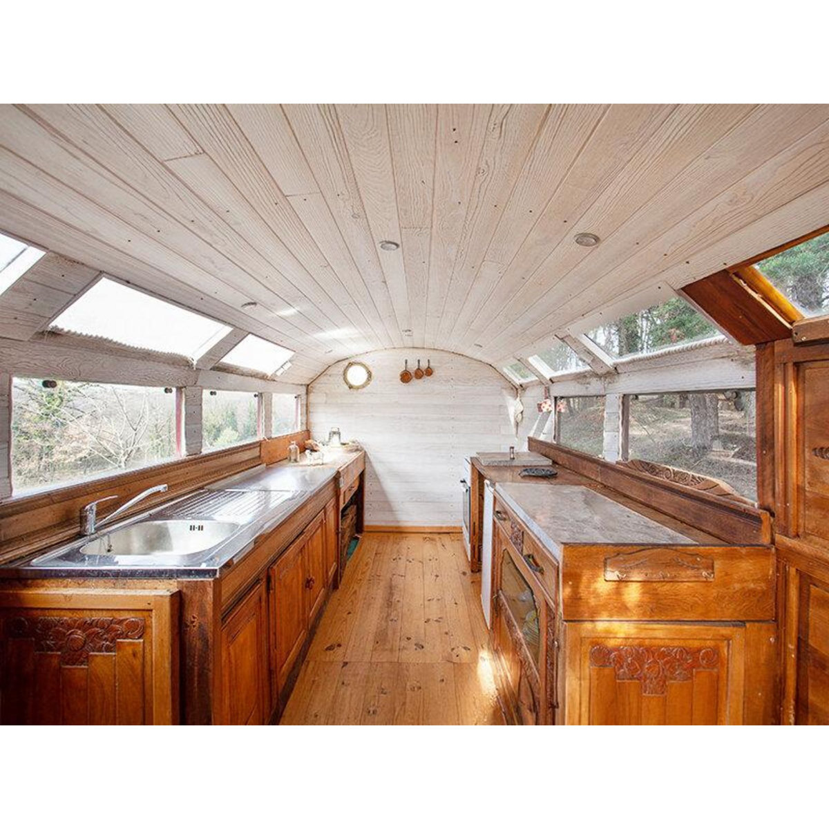 Smartbox 3 jours insolites en famille dans une roulotte Luxe avec accès au parc animalier près de Lyon - Coffret Cadeau Séjour