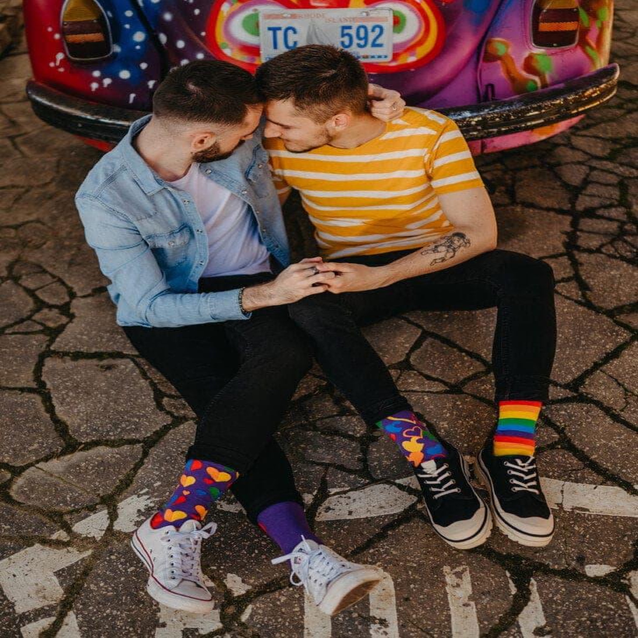 Voir la diapositive 5 : DEDOLES Chaussettes amours arc-en-ciel