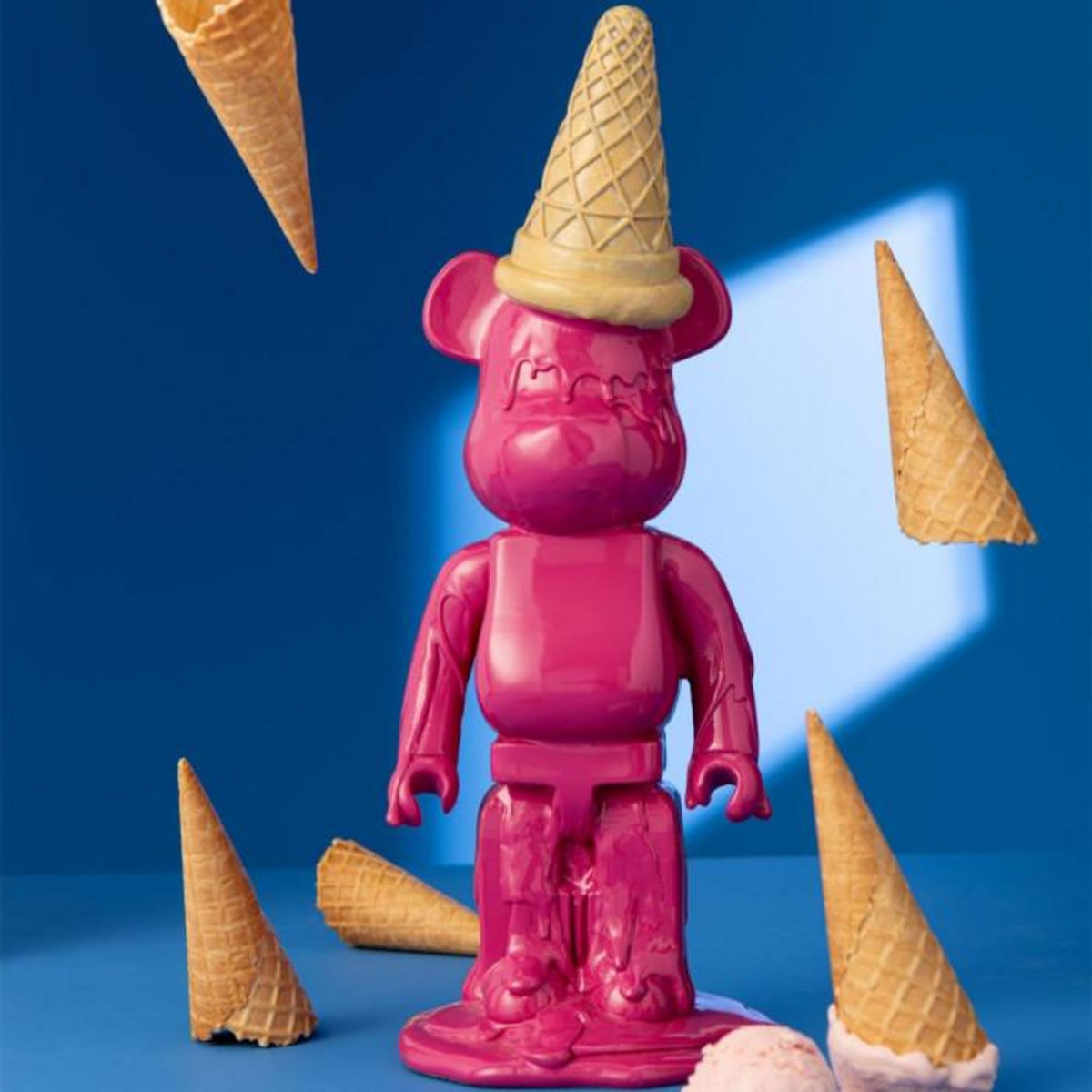 Paris Prix Statuette Déco Ours  Cornet Glace  39cm Fuchsia