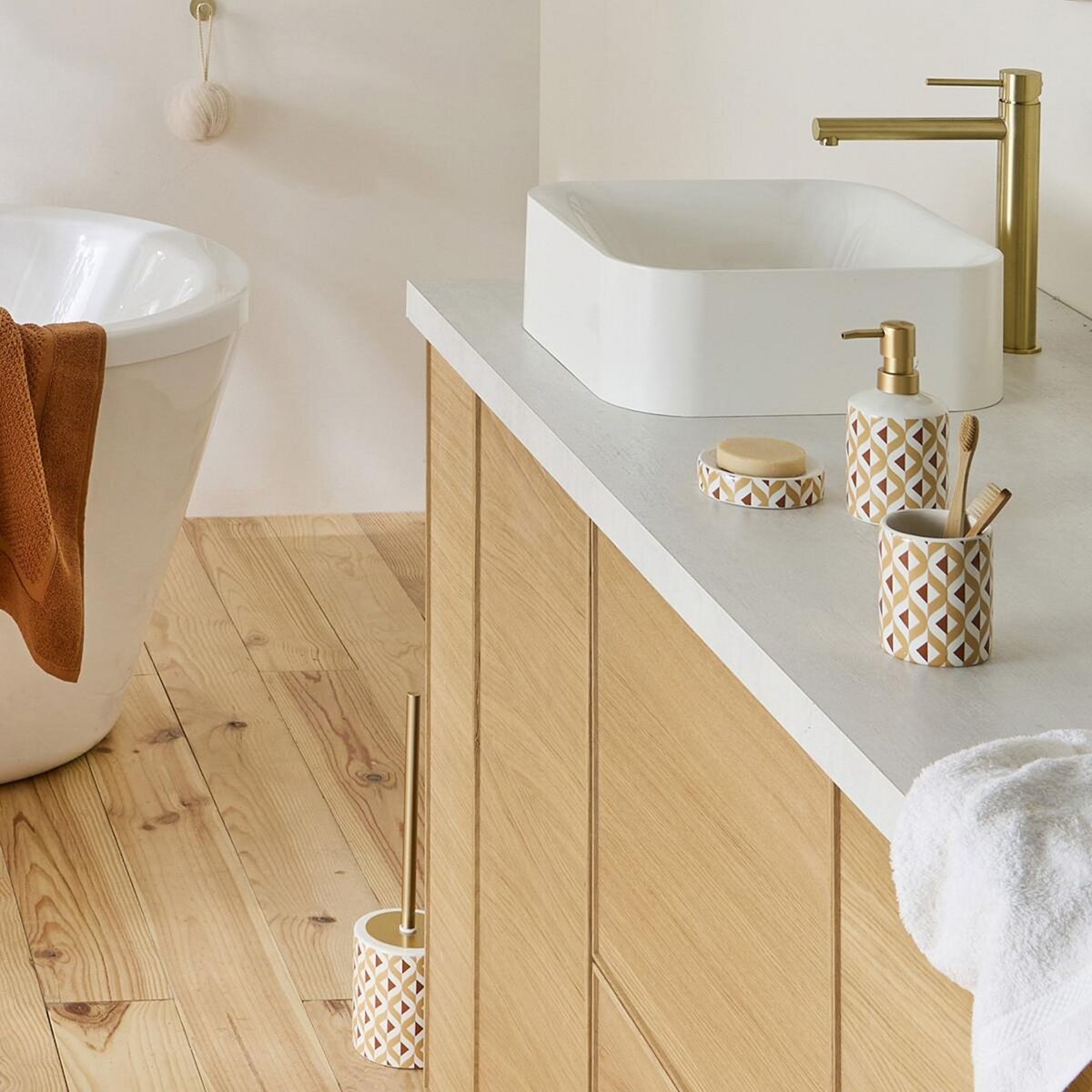 GUY LEVASSEUR Set salle de bain 4 pièces céramique marron