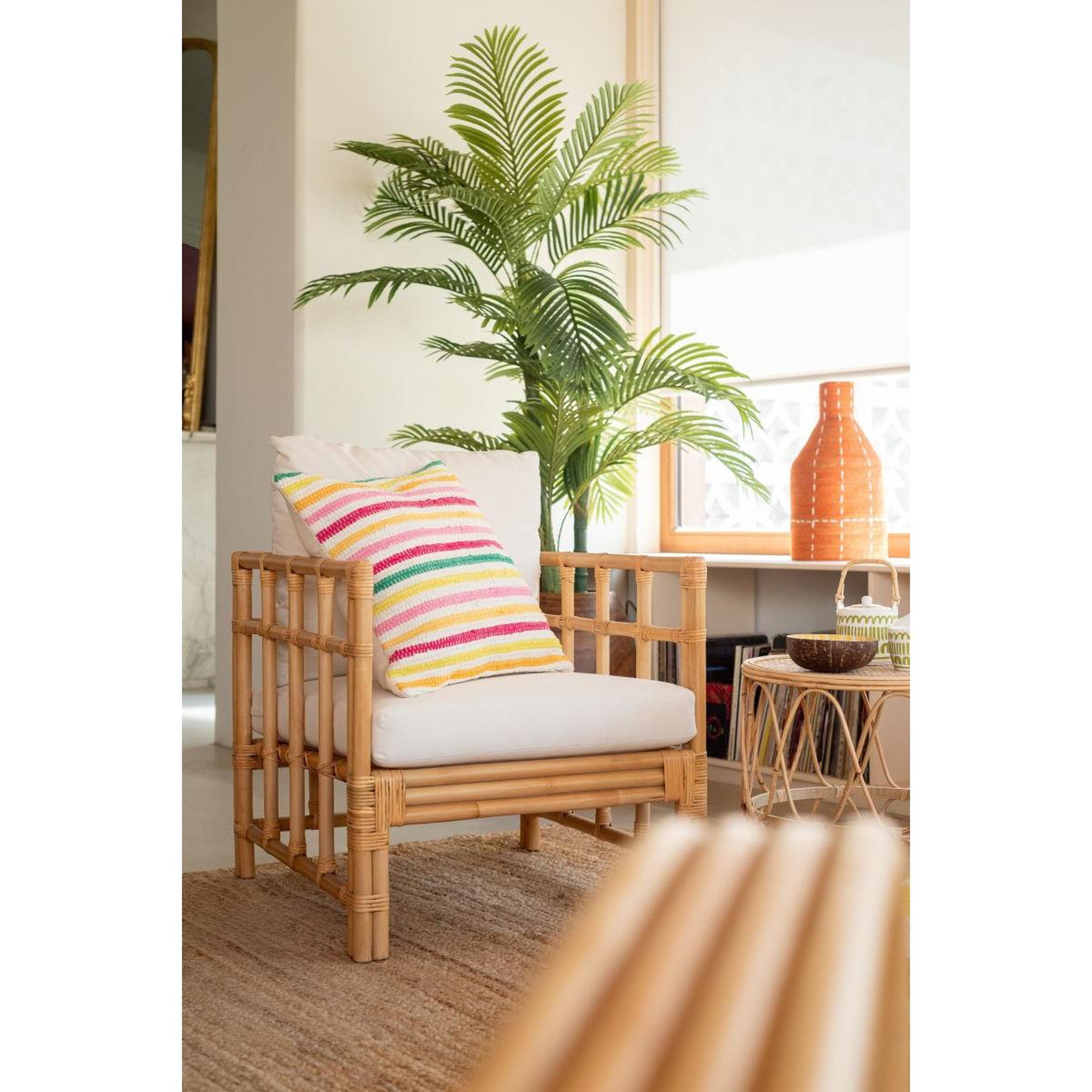 Voir la diapositive 5 : J-LINE Coussin déco en coton  cocoon  50x50cm multicolore