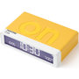 Voir la diapositive 2 : LEXON Réveil x Pantone Flip Classic Mimosa