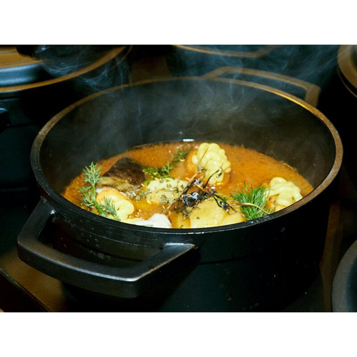 Smartbox Croisière gourmande d'1h45 sur la Seine avec dîner Menu 3 plats sur le Paris en Scène - Coffret Cadeau Gastronomie