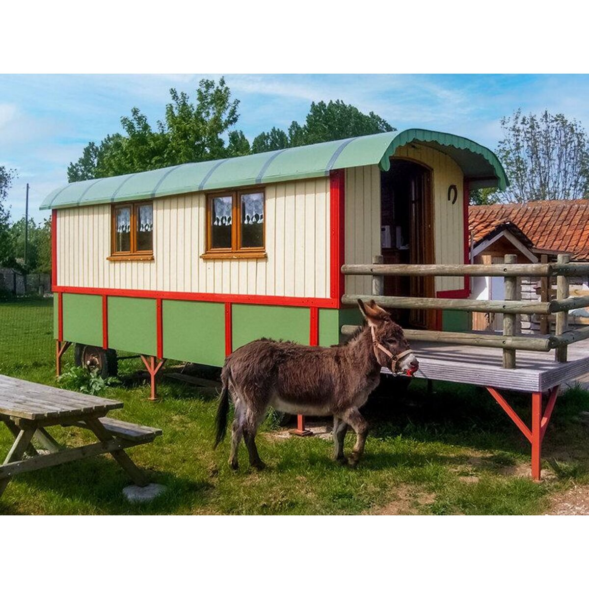 Smartbox Escapade insolite en duo : 2 jours dans un hébergement original - Coffret Cadeau Séjour