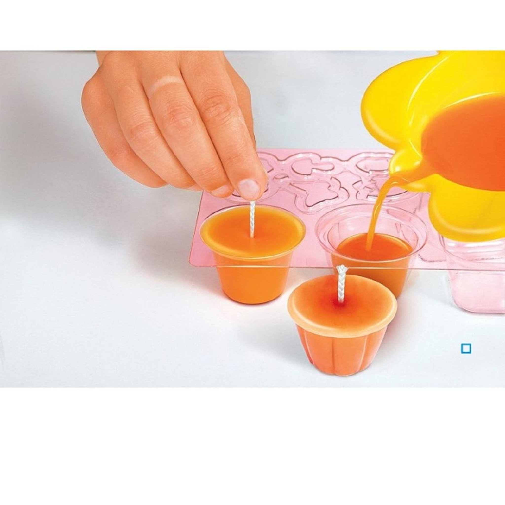 Voir la diapositive 3 : CLEMENTONI L'atelier des bougies 