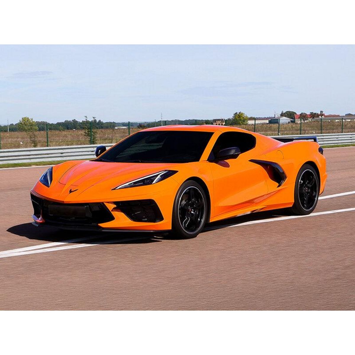 Smartbox Stage de pilotage : 5 à 6 tours de circuit au volant d'une Corvette C8 - Coffret Cadeau Sport & Aventure