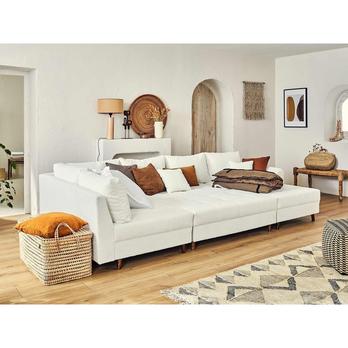 LISA DESIGN Rune - canapé panoramique d'angle gauche - 7 places - avec pouf d'appoint - en tissu bouclette