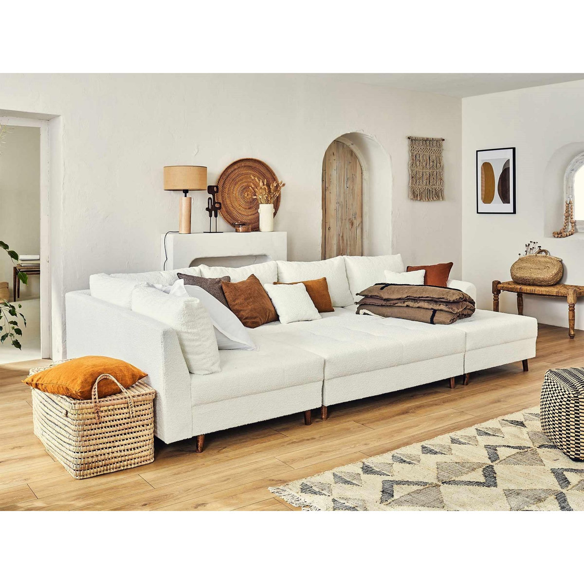 LISA DESIGN Rune - canapé panoramique d'angle gauche - 7 places - avec pouf d'appoint - en tissu bouclette