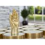Voir la diapositive 6 : Paris Prix Main Déco en Résine  Signe Ok  22cm Or