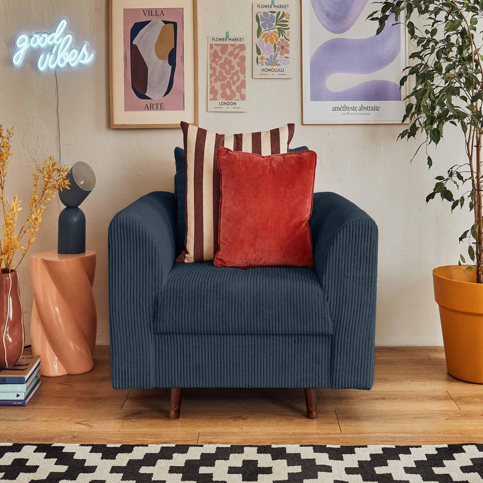 Voir la diapositive 2 : LISA DESIGN Rune - fauteuil - en velours côtelé