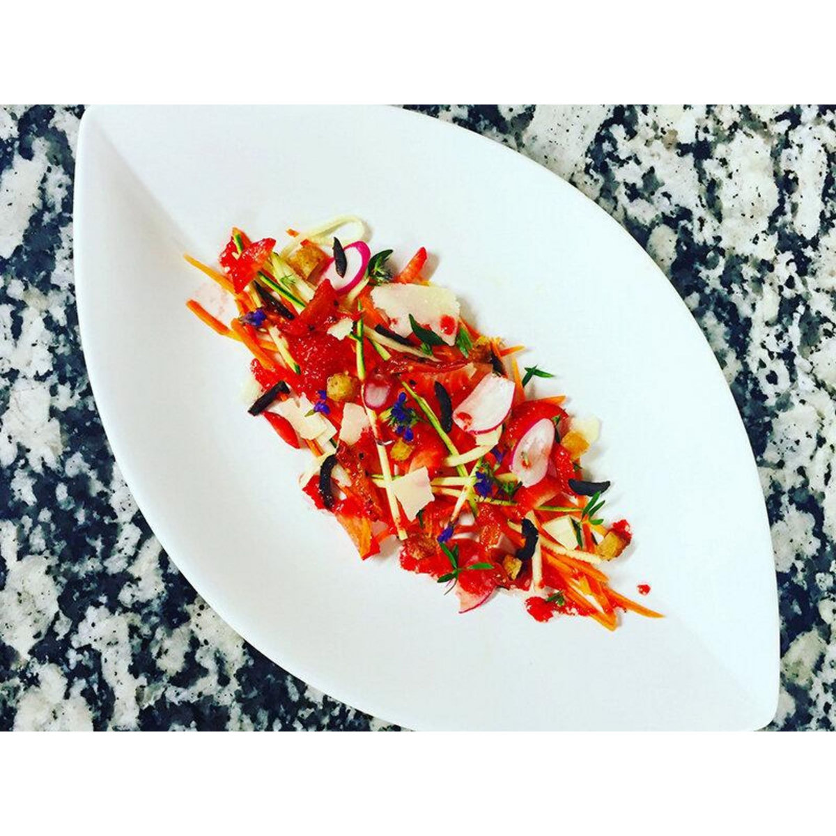 Smartbox Expérience gustative : savoureux dîner Menu gastronomique 7 Plats près de Chamonix - Coffret Cadeau Gastronomie