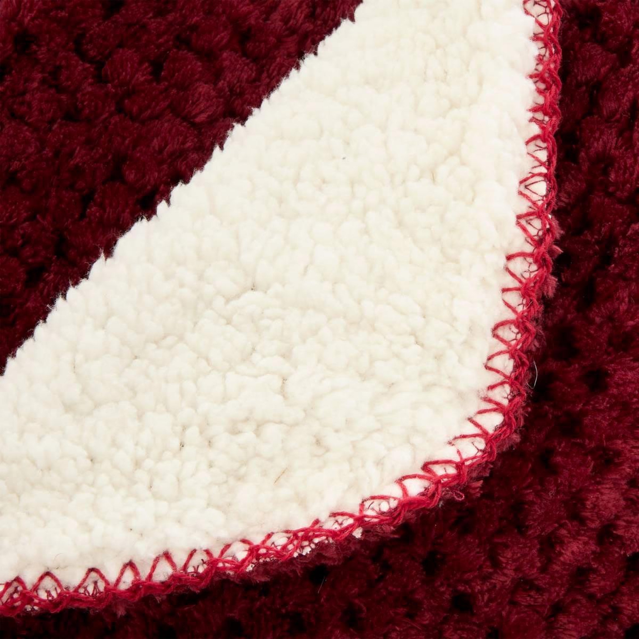 Voir la diapositive 2 : ATMOSPHERA Plaid sherpa en flanelle  lyno  130x170cm rouge grenat