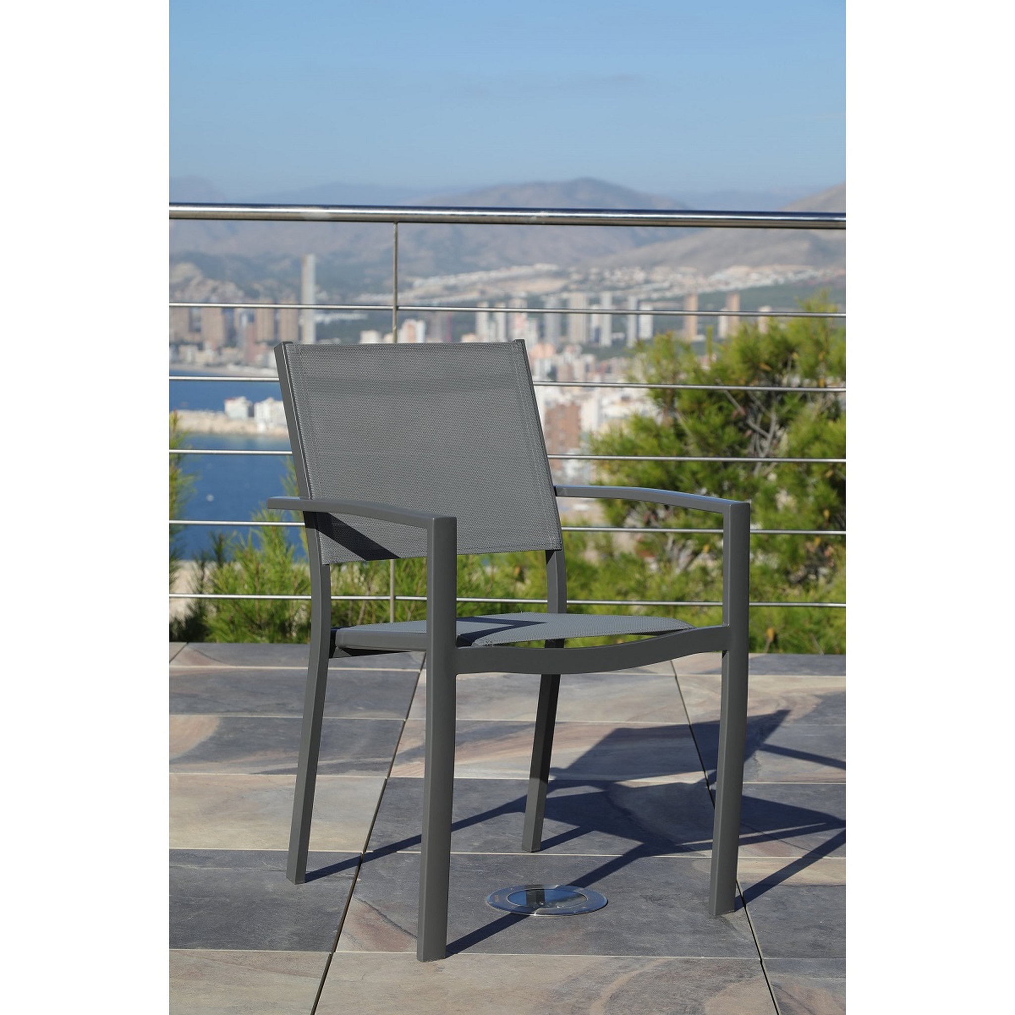 Voir la diapositive 1 : Fauteuil de jardin non matelassé PIVOINE
