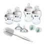 Voir la diapositive 1 : TOMMEE TIPPEE Coffret biberons - TOMMEE TIPPEE - NATURAL START - 4x biberons 150 ml / 260 ml - Anti-colique - 2x tétines - Nouveau-né