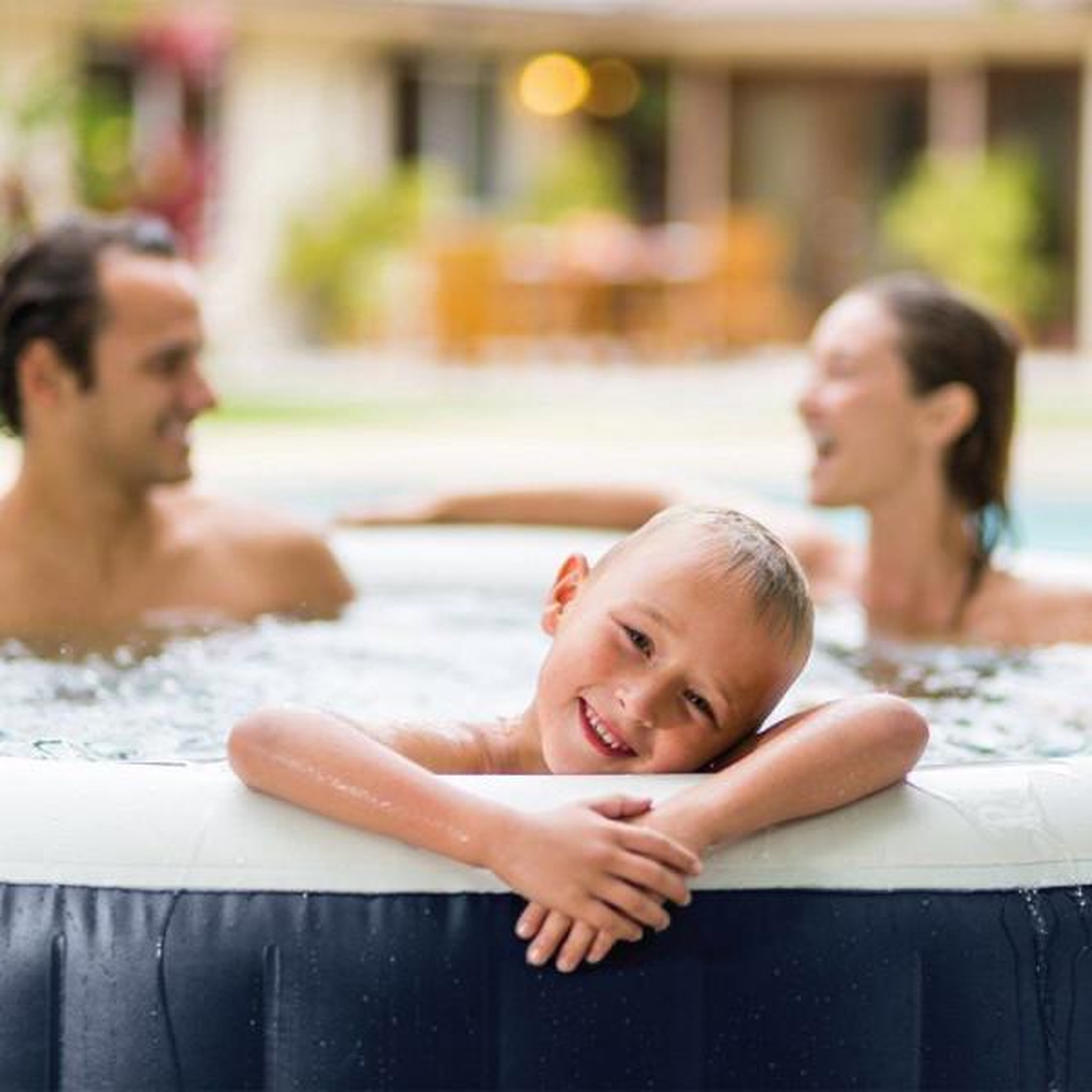 Voir la diapositive 5 : INTEX Spa gonflable INTEX - Blue Navy - 196 x 196 x 71 cm - 4 places - Carré - 28430NP
