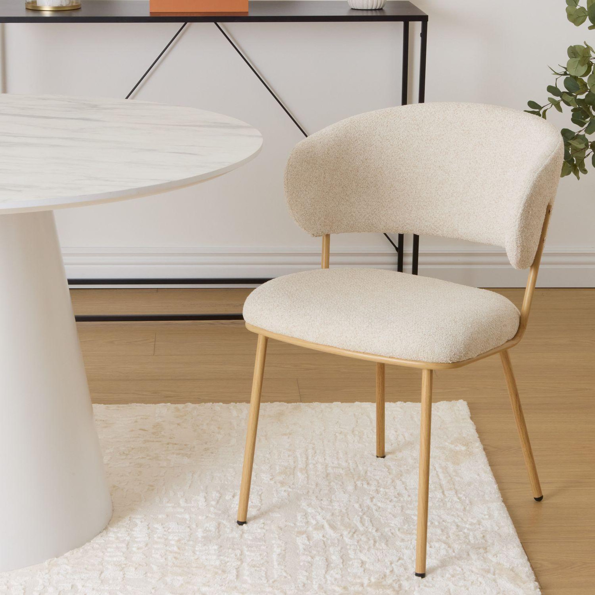 Voir la diapositive 2 : TOILINUX Lot de 2 chaises en tissu chenille et pieds métal alba