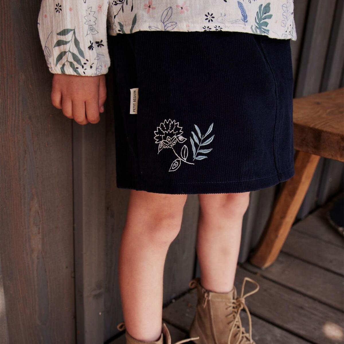 Petit Béguin Jupe enfant en velours côtelé Belle de Nuit