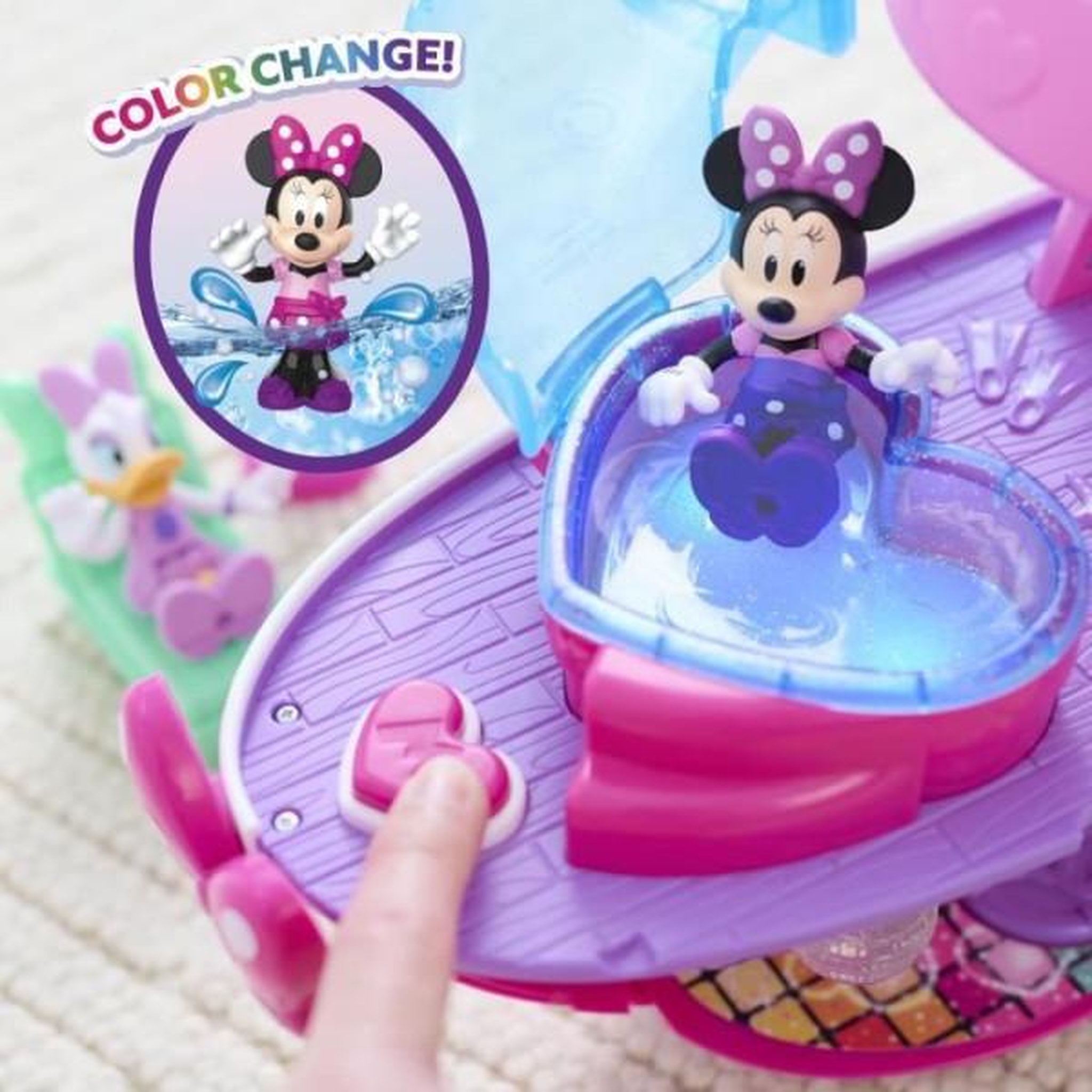 Voir la diapositive 5 : DISNEY Jouet interactif - disney minnie mouse - le yacht de minnie - yacht avec 14 accessoires, tenues changeantes et piscine