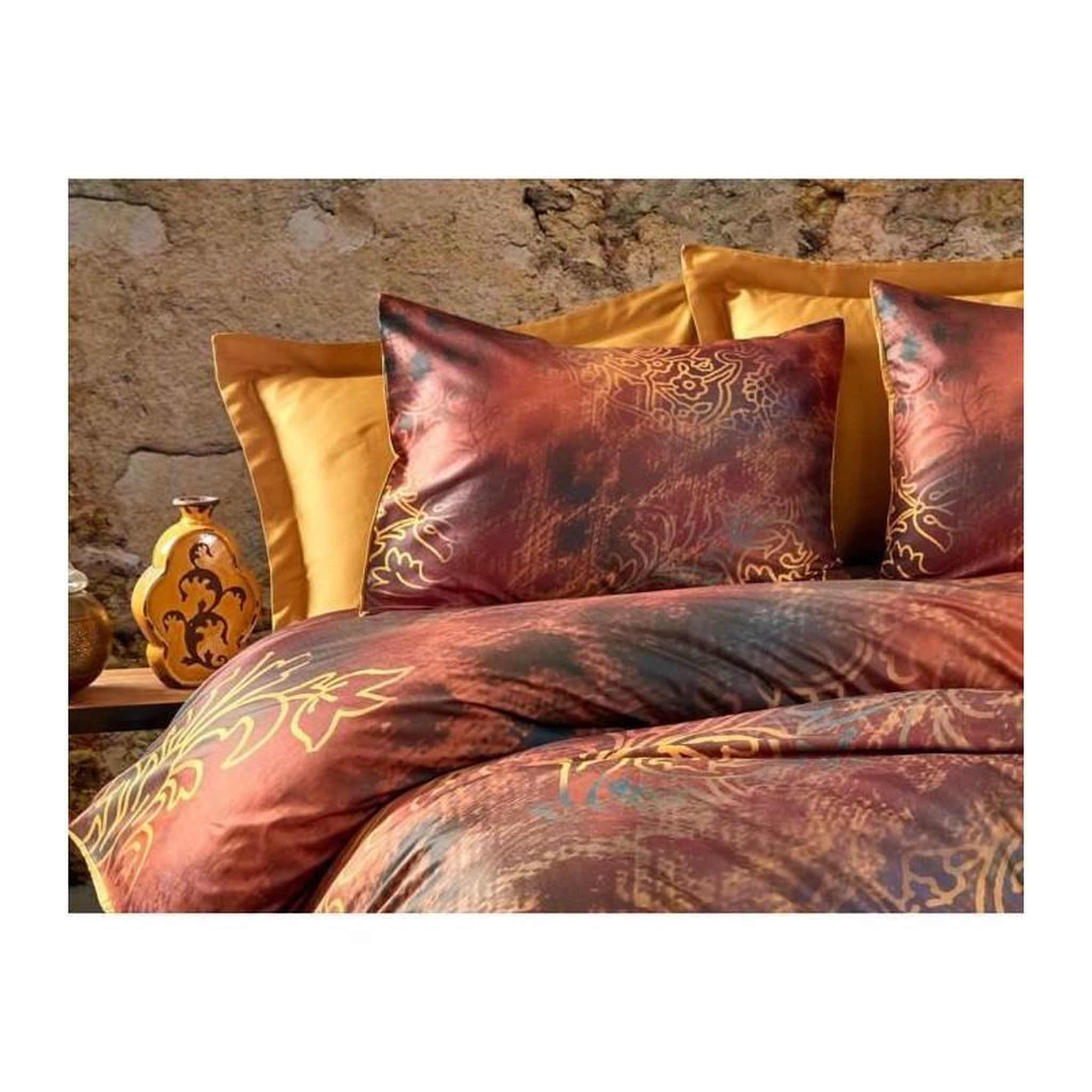 Voir la diapositive 3 : GENERIQUE Parure de lit - 1 housse de couette 220 x 240 cm + 2 taies d'oreiller 60 x 60cm - 100 % polyester microsatin - Rouge