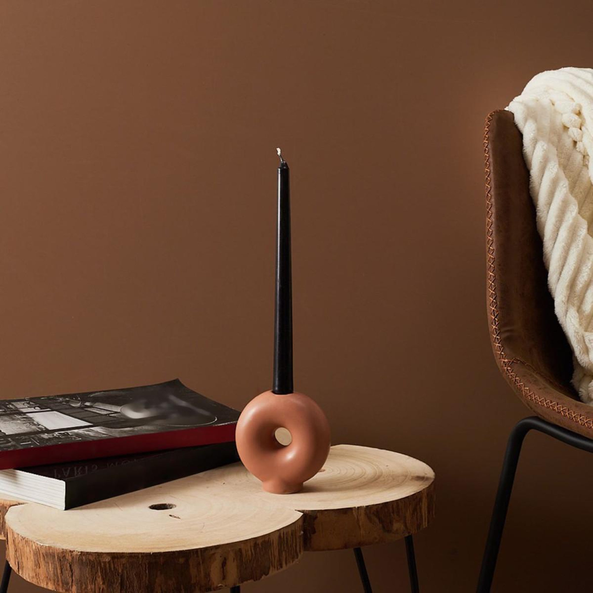 Voir la diapositive 2 : The Home Deco Factory Bougeoir rond déco  trenton  10cm terracotta