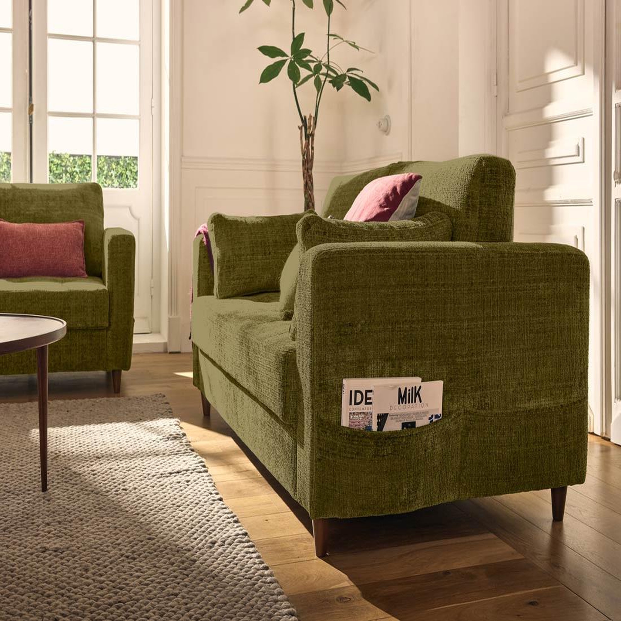 Voir la diapositive 3 : LISA DESIGN Anna - canapé droit 2 places avec poche en velours texturé