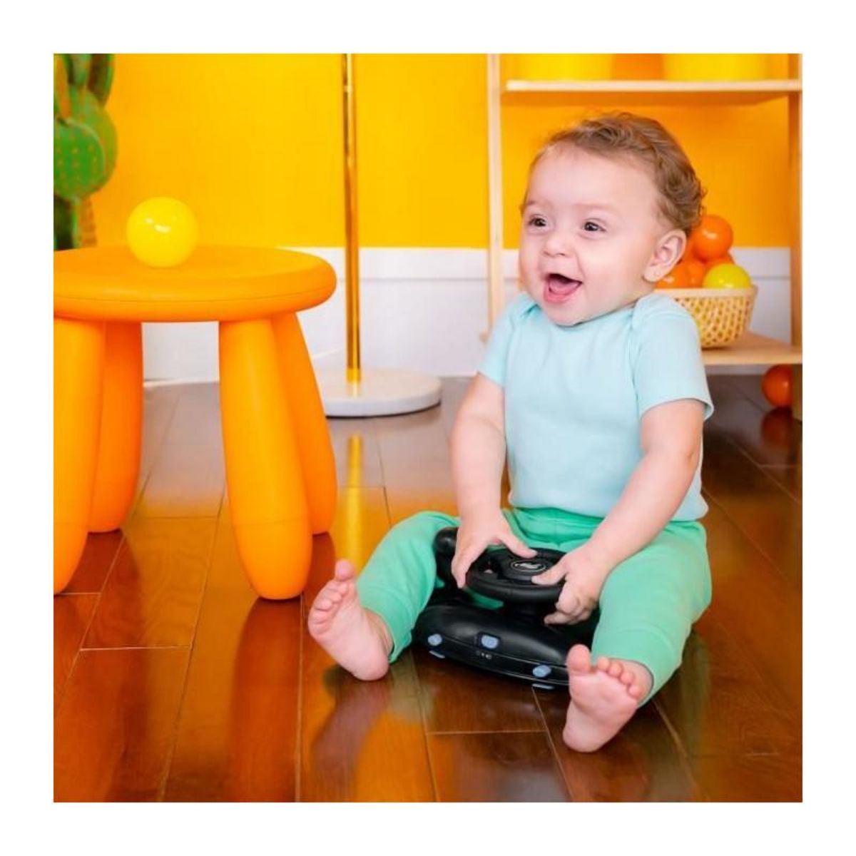 Bright Starts BRIGHT STARTS Trotteur et centre d'activités Ford Bronco 4-en-1, jouet de volant interactif et amovible, gris, a partir de 6 mo