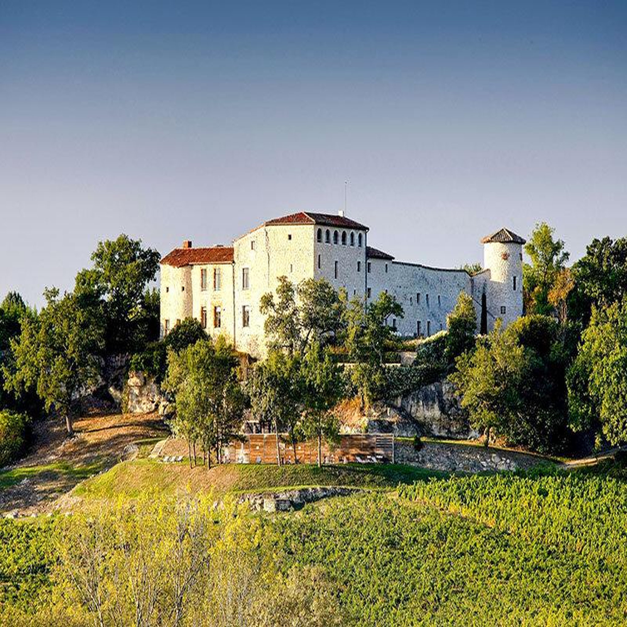 Voir la diapositive 5 : Smartbox Séjour de 2 jours en suite dans un château 4* avec dîner et dégustation de vins près de gaillac - coffret cadeau séjour